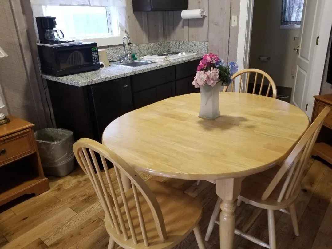 Living room in Nevada City Inn