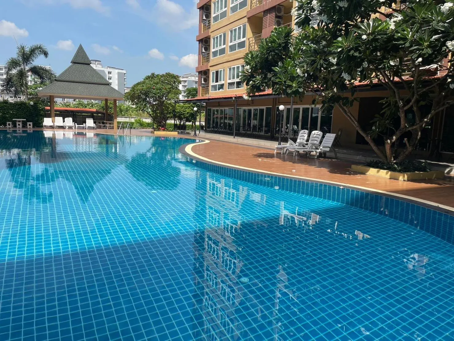 Swimming pool in H2DO Hotel