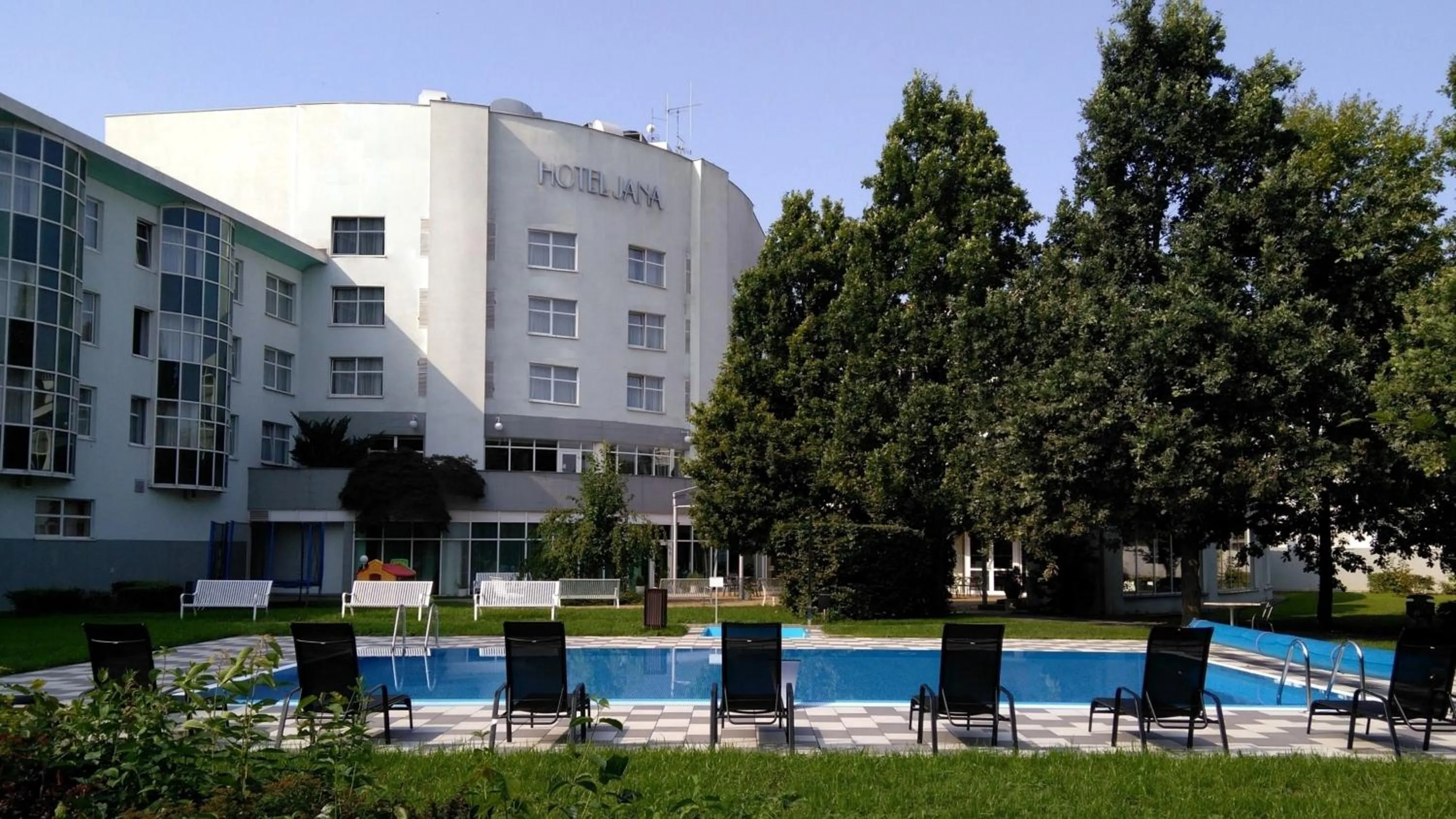 Property building in Hotel Jana Congress & Wellness