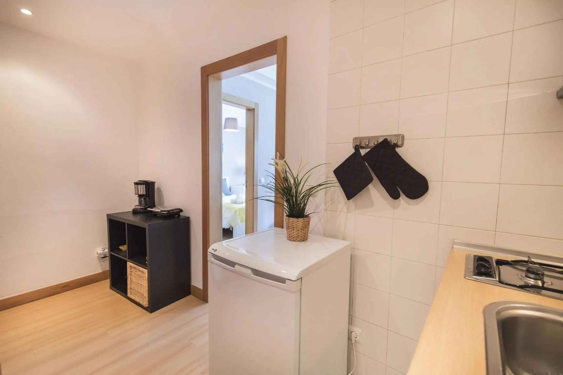 Other in LovelyStay - Charming Marques Flat