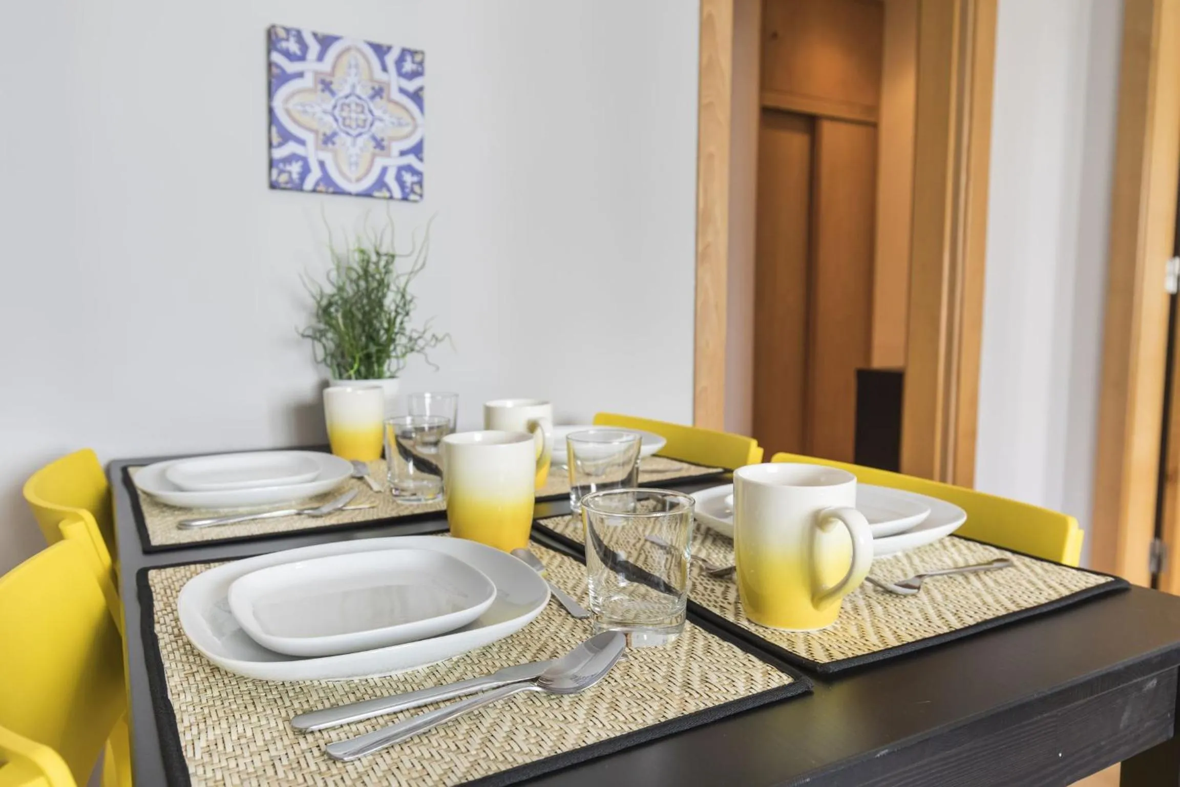 Dining area in LovelyStay - Charming Marques Flat