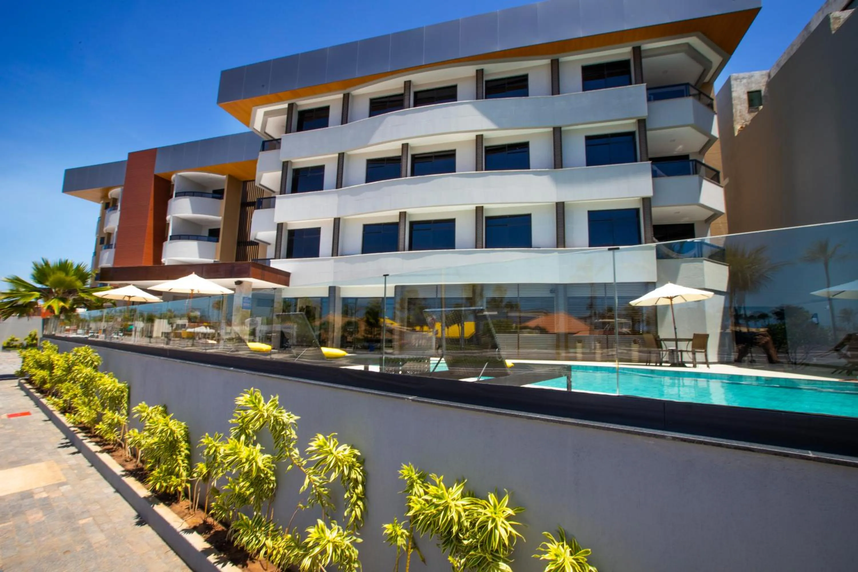 Facade/entrance in Hotel da Costa By Nobile