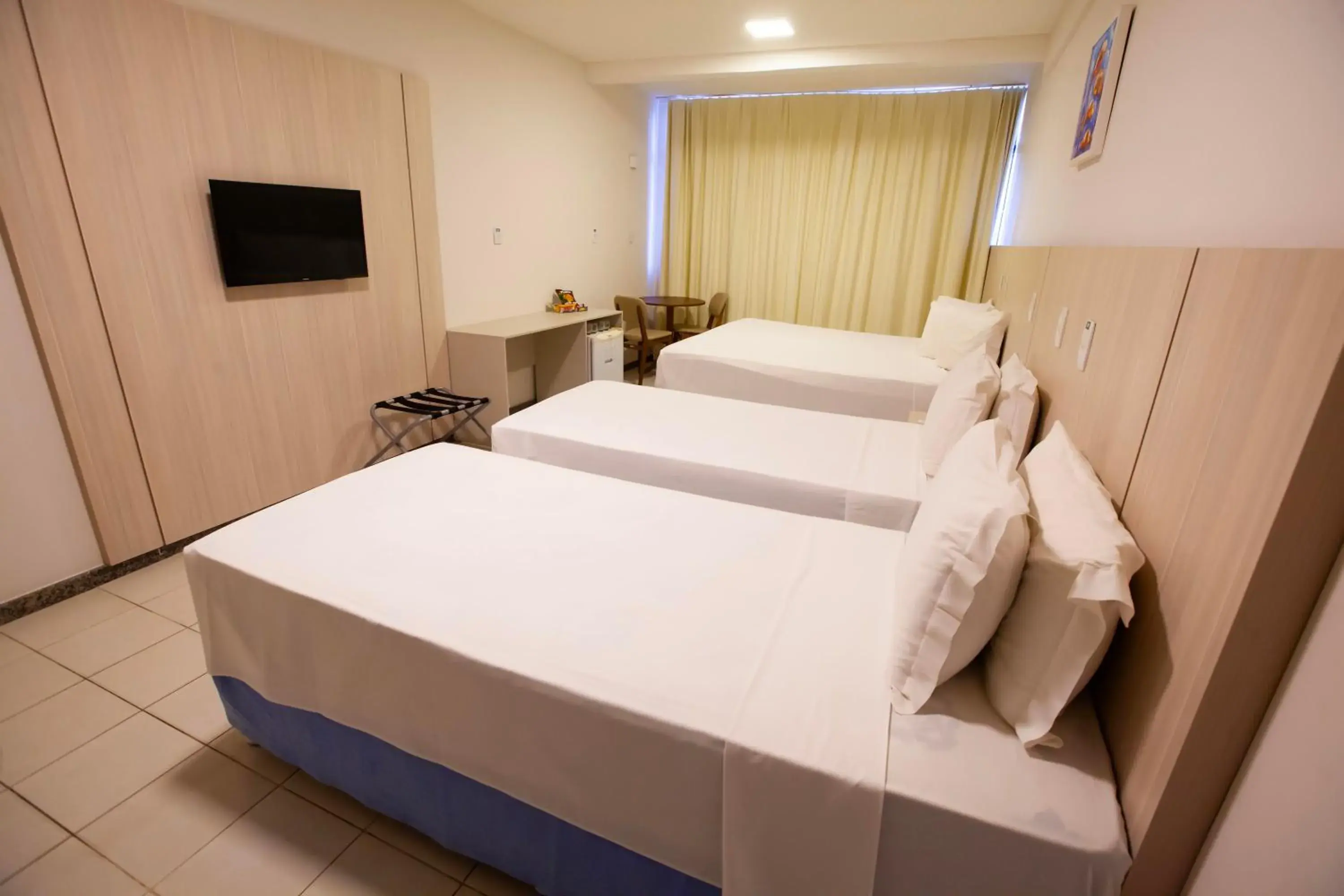 Standard Quadruple Room - No Sea View in Hotel da Costa By Nobile Standard Quadruple Room - No Sea View in Hotel da Costa By Nobile