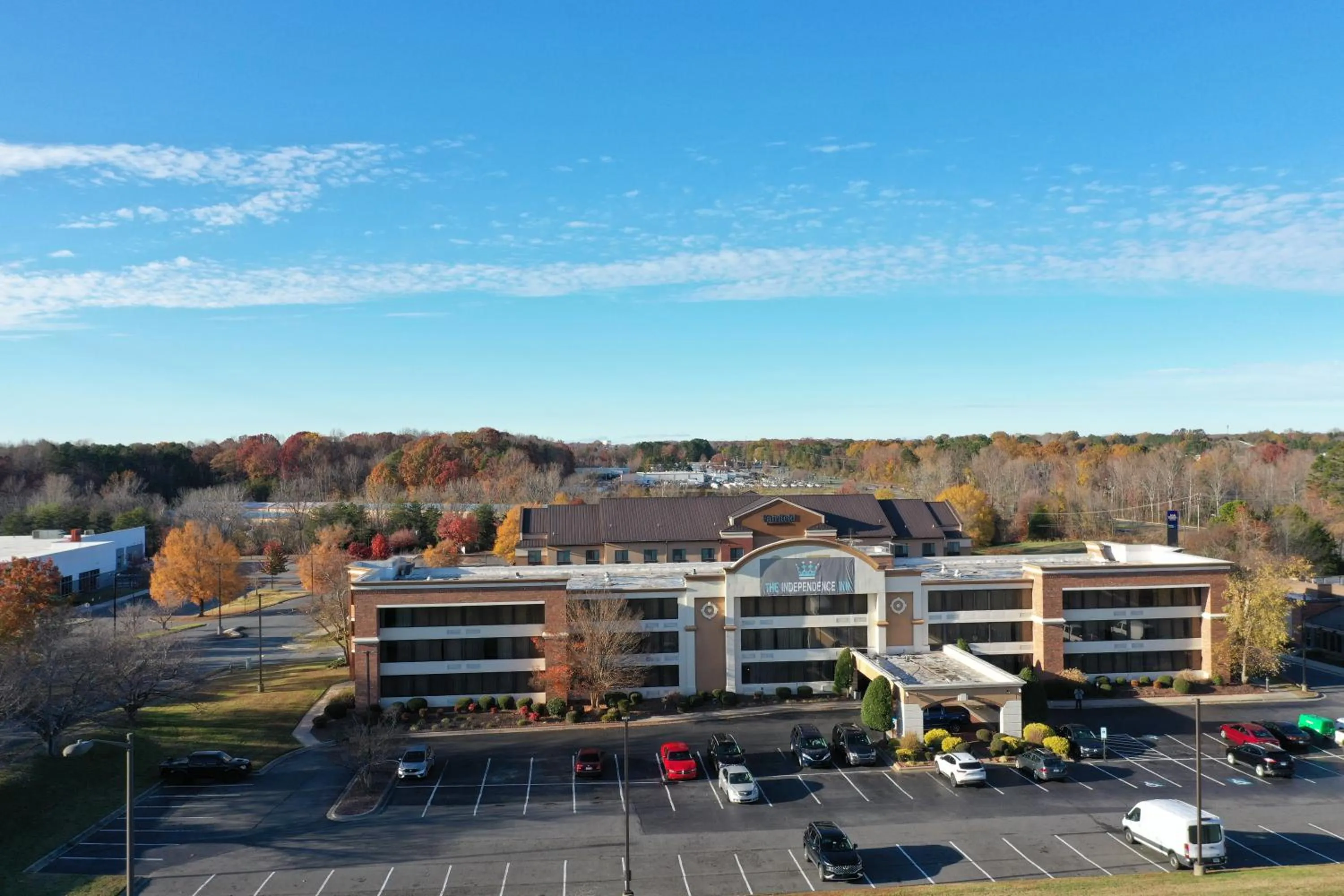 Property building in The Independence Inn - Charlotte Matthews