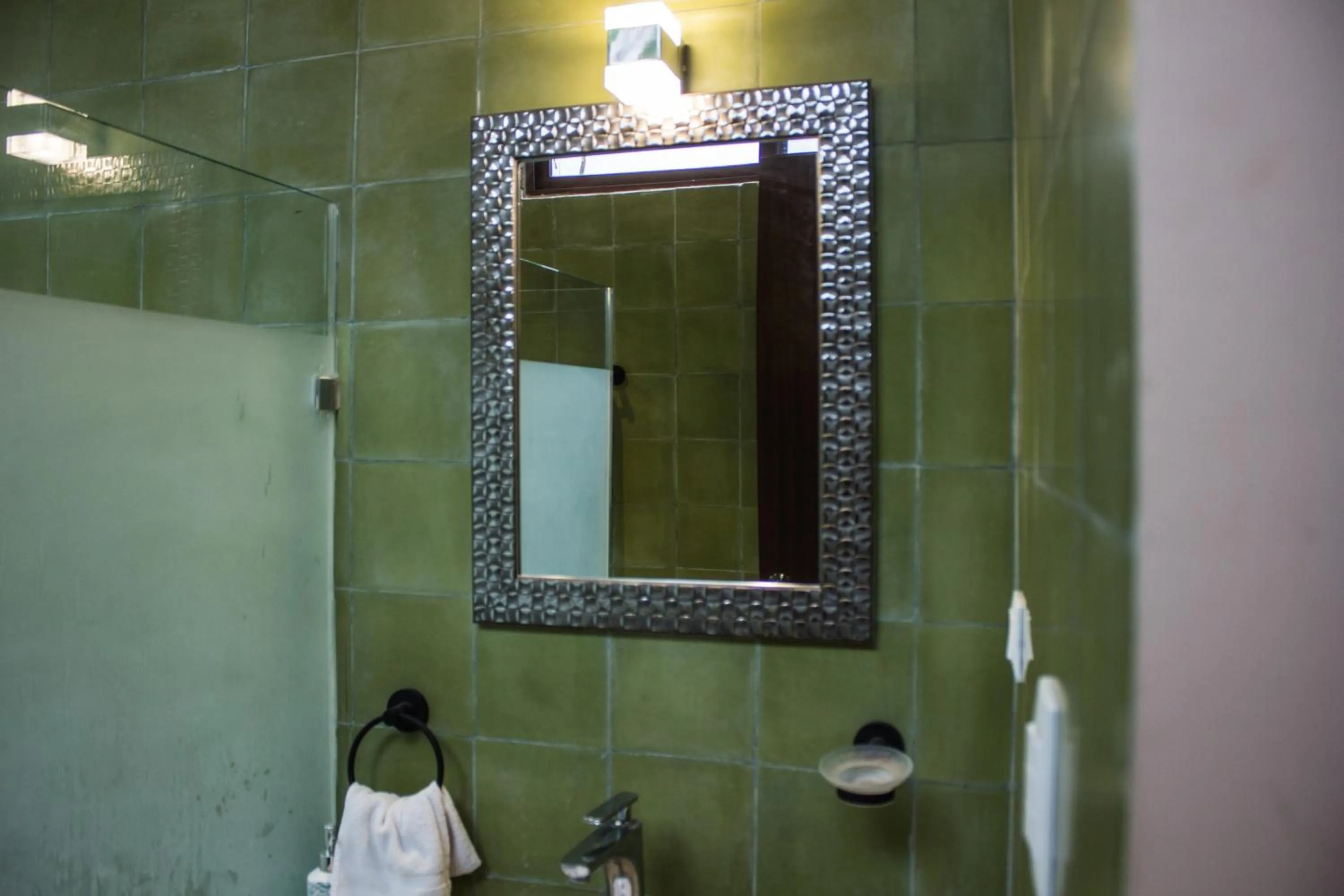 Bathroom in Hotel Marionetas