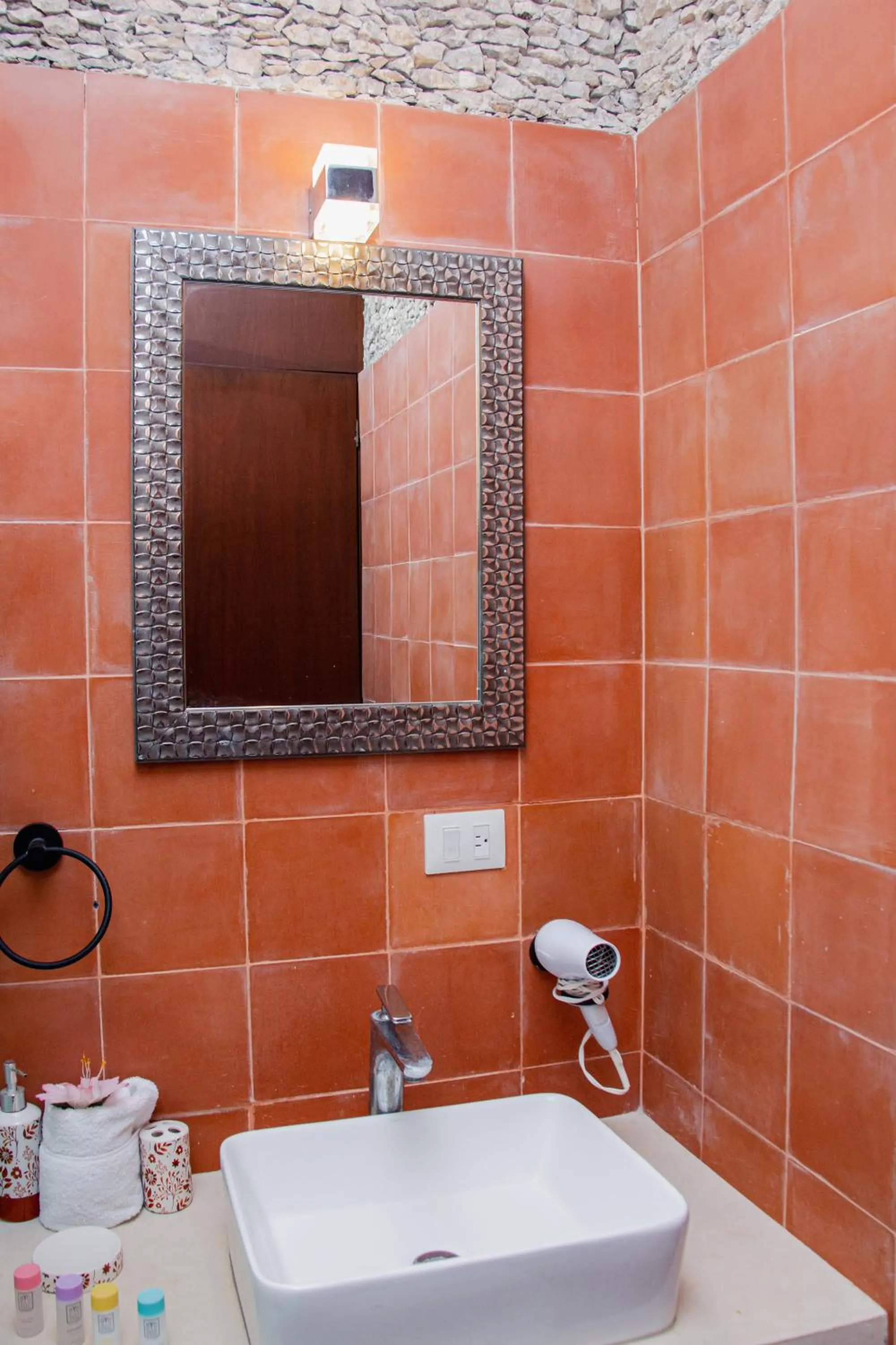 Bathroom in Hotel Marionetas