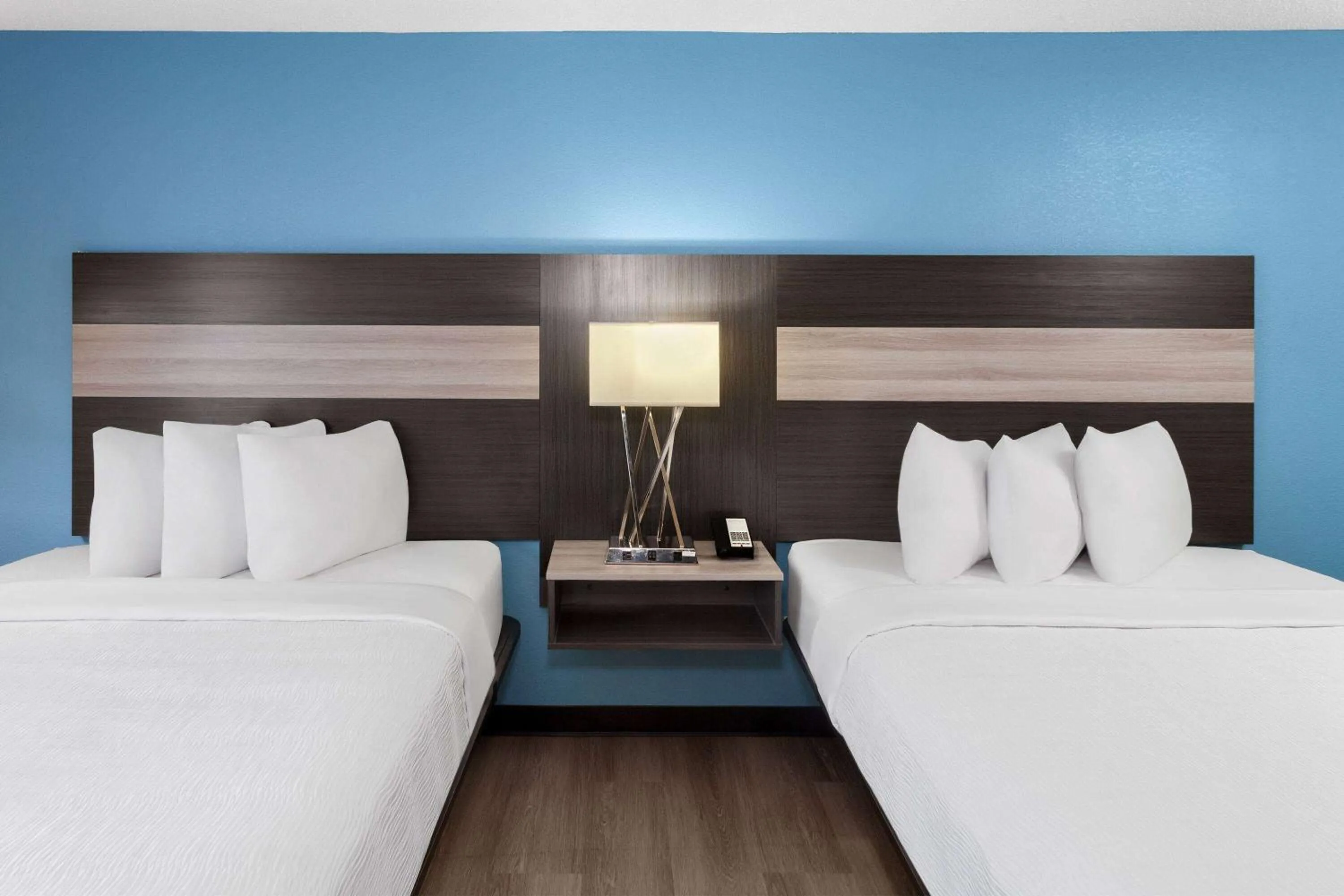 Photo of the whole room, Bed in Baymont by Wyndham Copley Akron