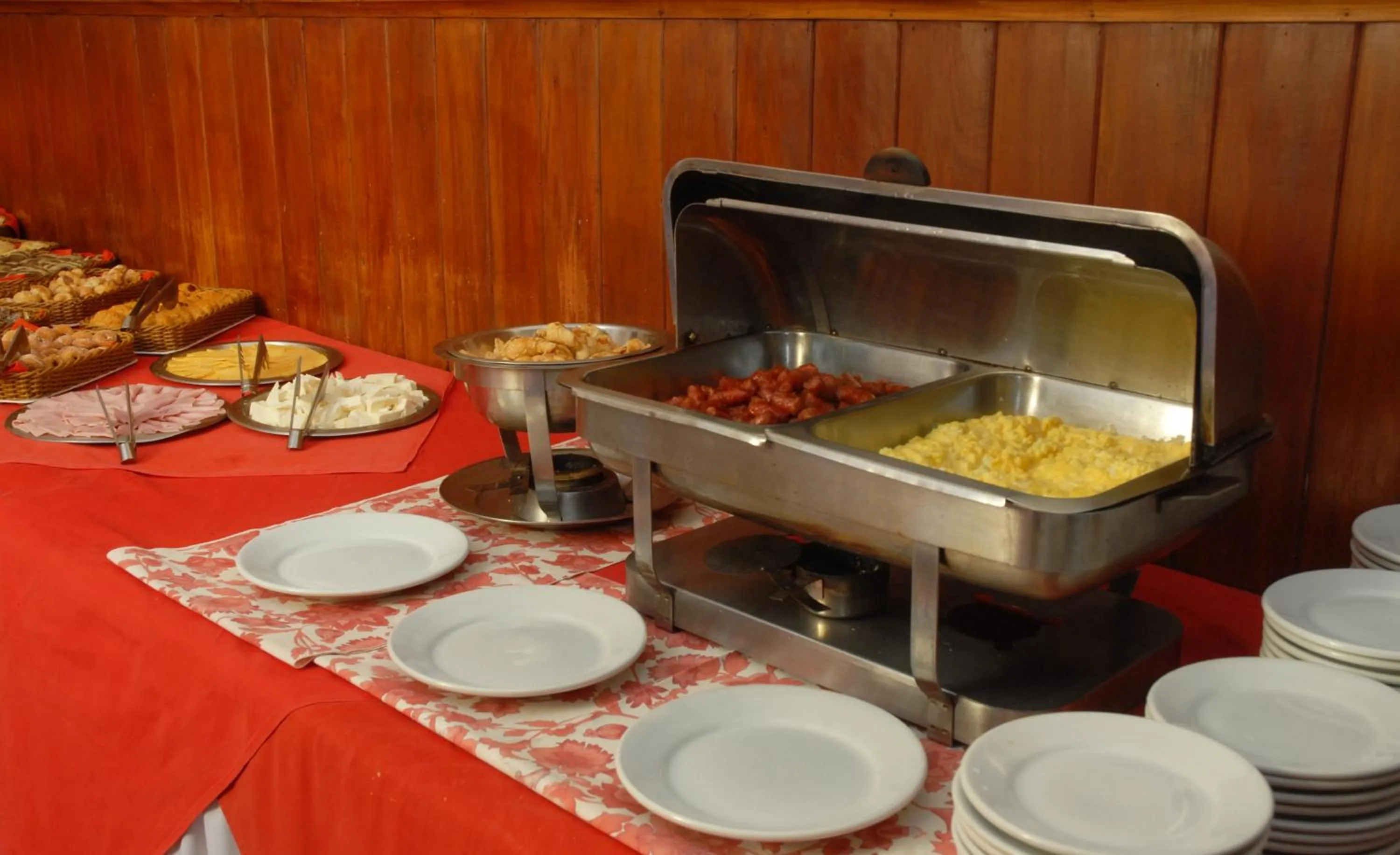 Food and drinks in Hotel Bucsky