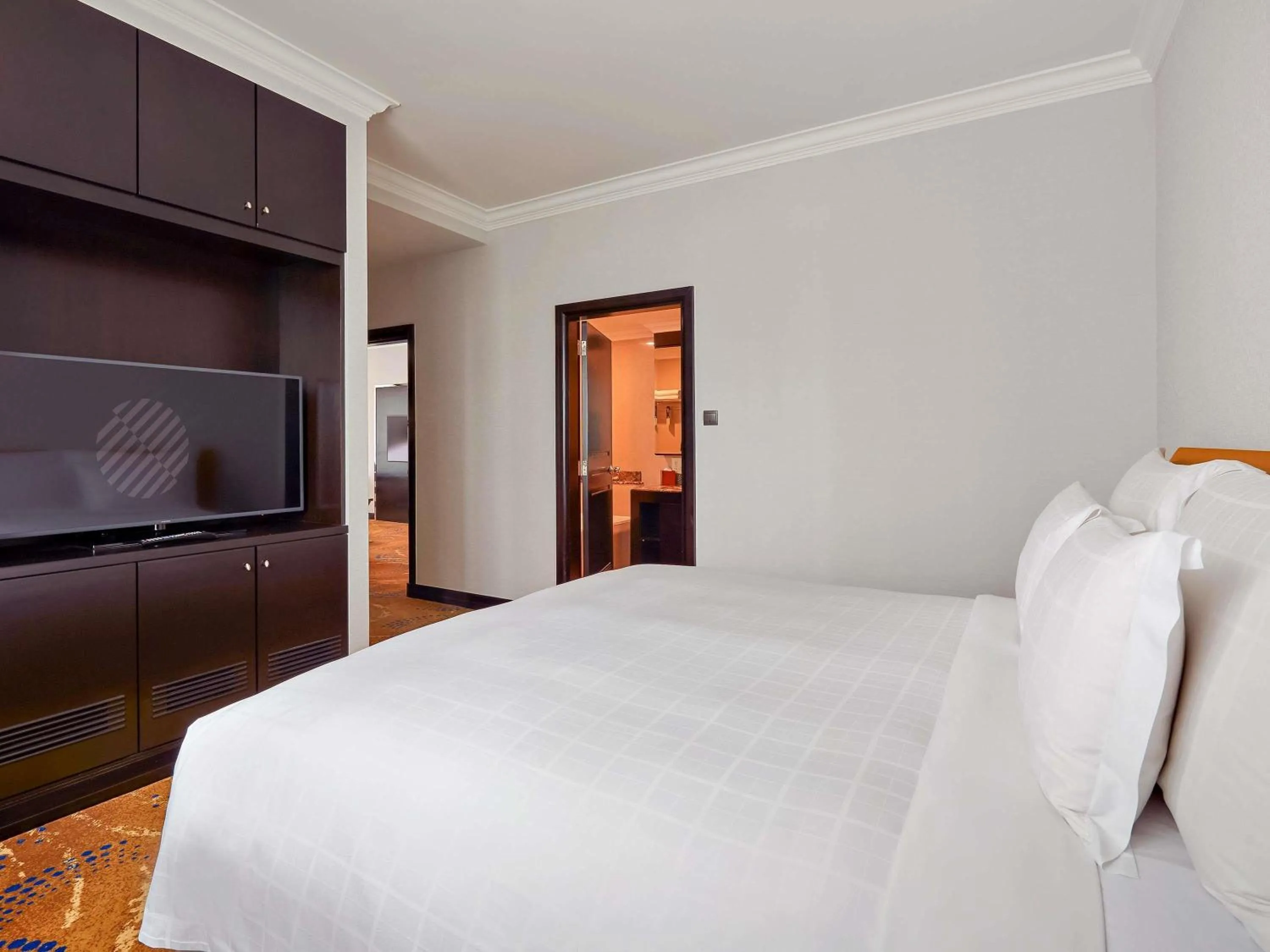 Bedroom, Bed in Pullman Kuala Lumpur City Centre Hotel & Residences