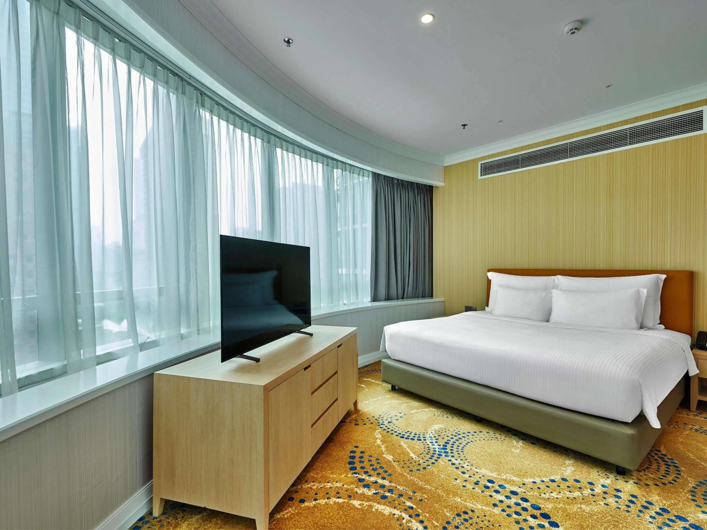 Bedroom, Bed in Pullman Kuala Lumpur City Centre Hotel & Residences