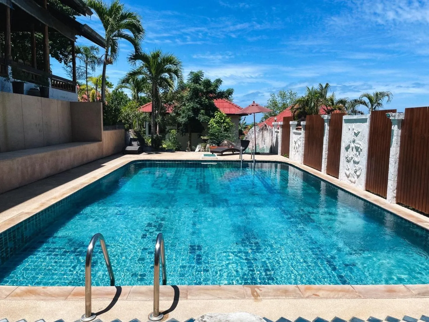 Swimming pool in Bounty Resort