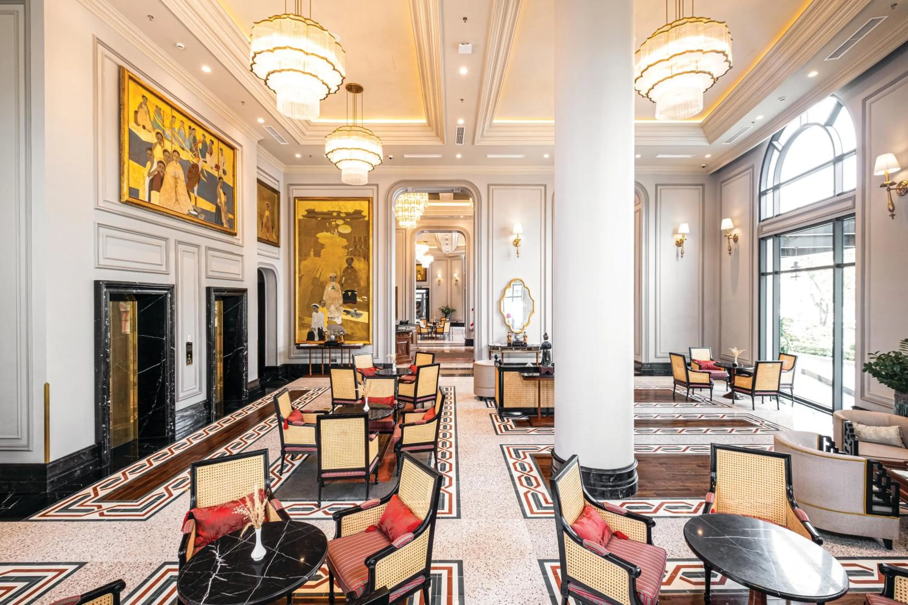 Lounge or bar in Silk Path Grand Hue Hotel