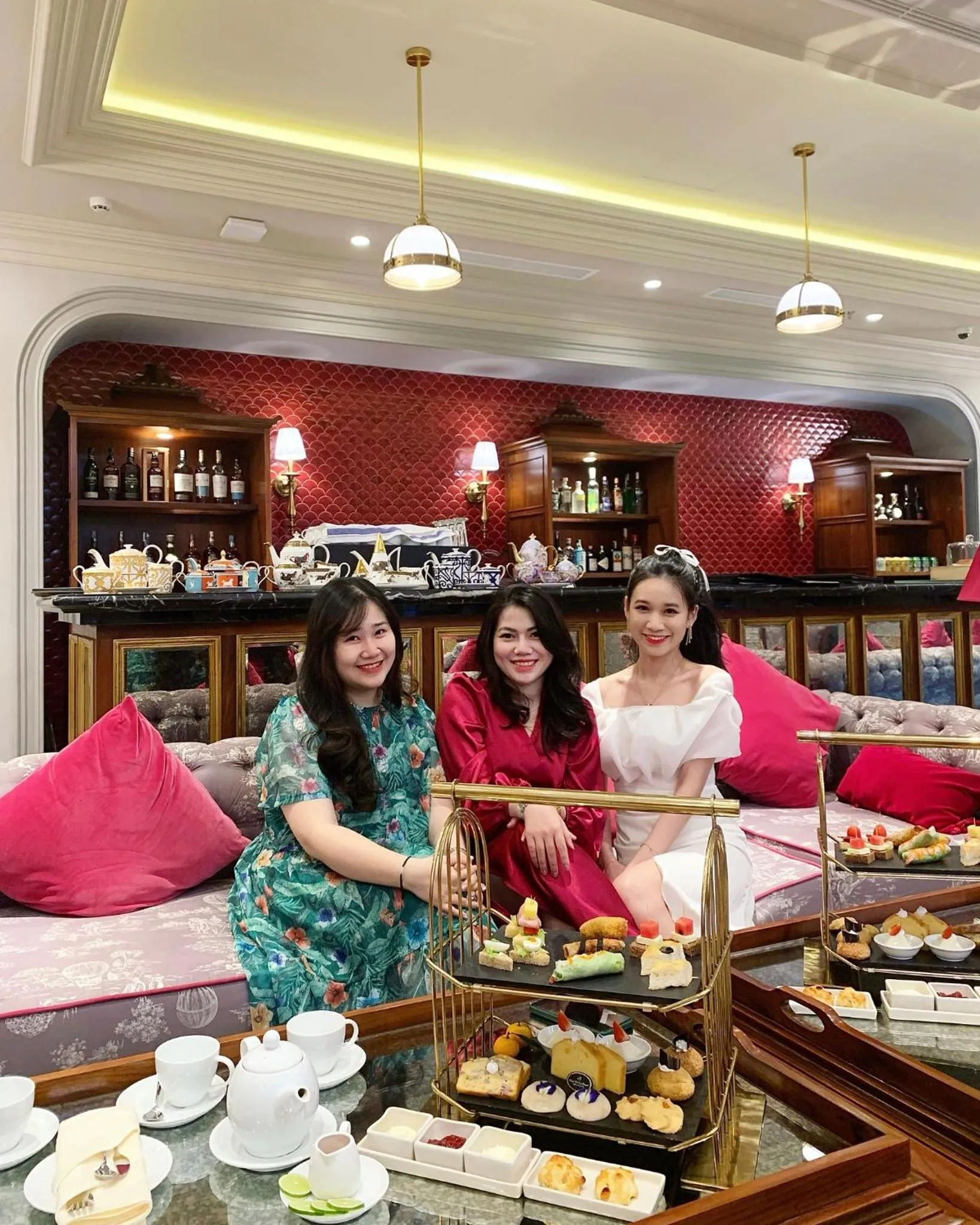 Food and drinks in Silk Path Grand Hue Hotel