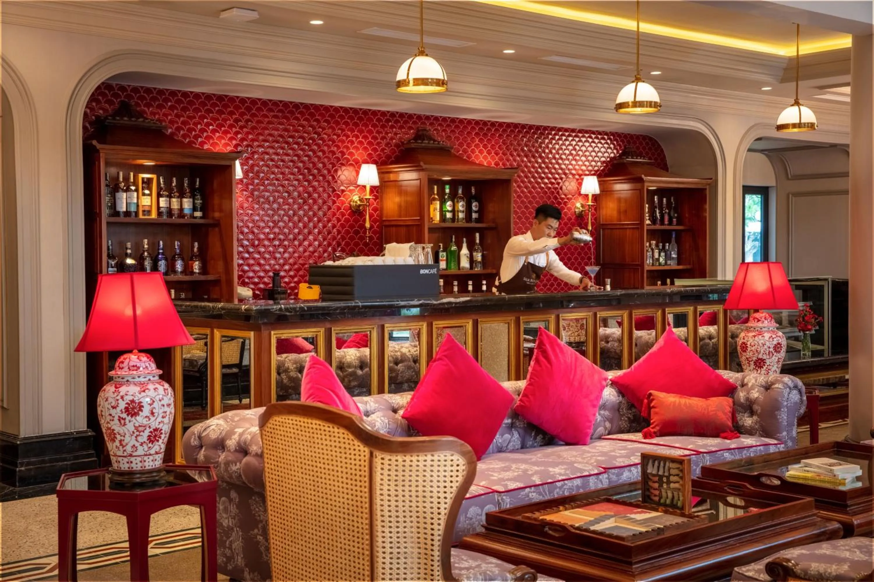 Lounge or bar in Silk Path Grand Hue Hotel