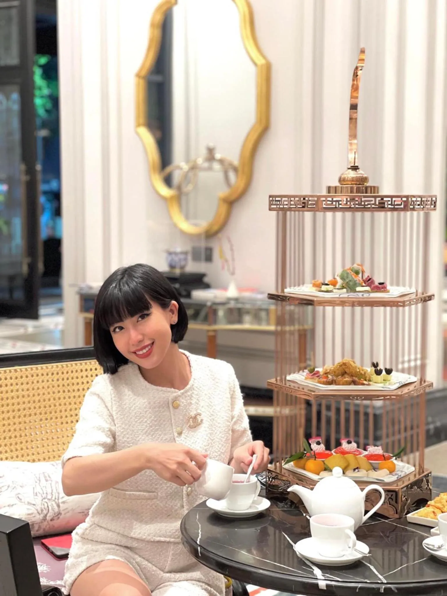 Food and drinks in Silk Path Grand Hue Hotel