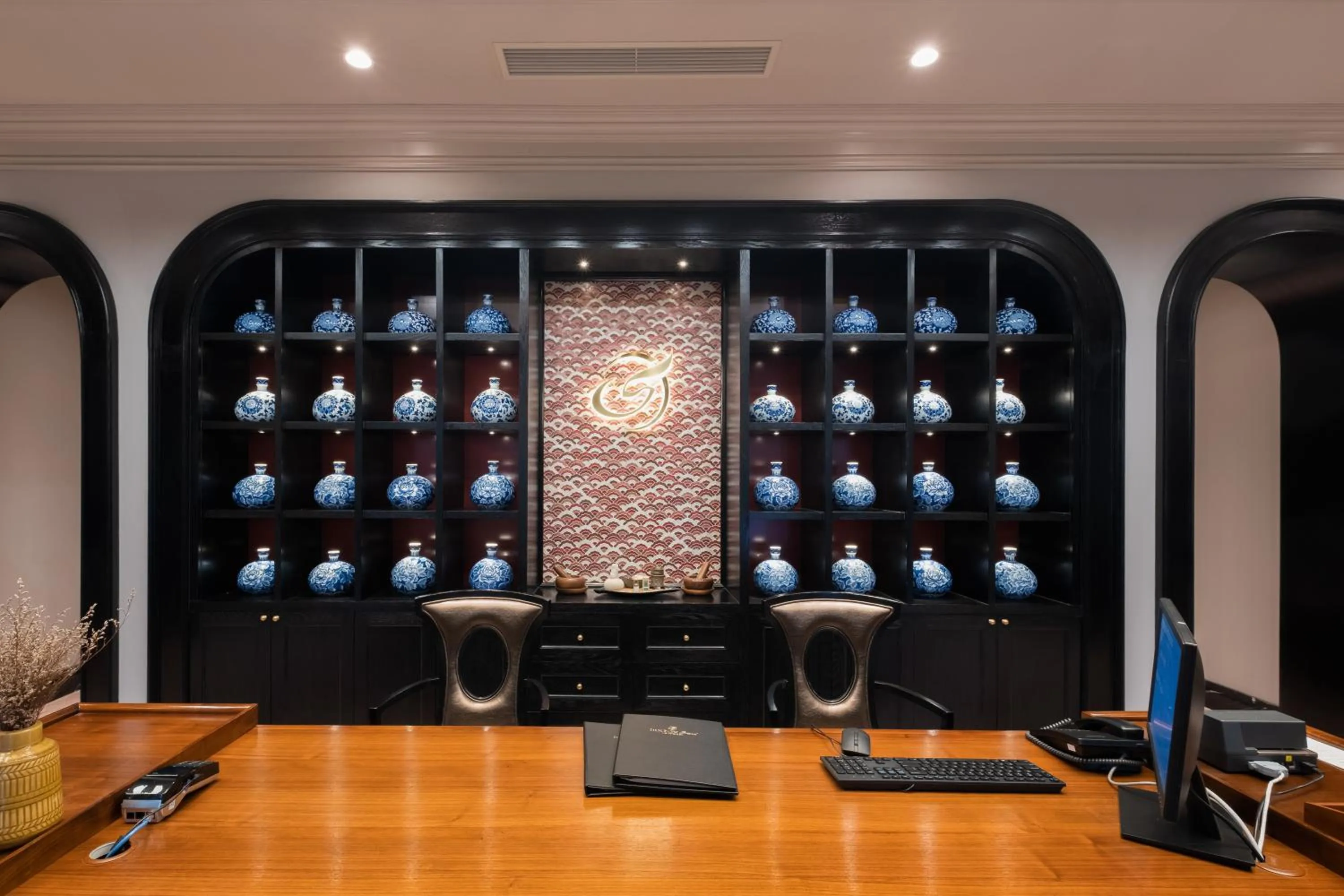 Spa and wellness centre/facilities in Silk Path Grand Hue Hotel