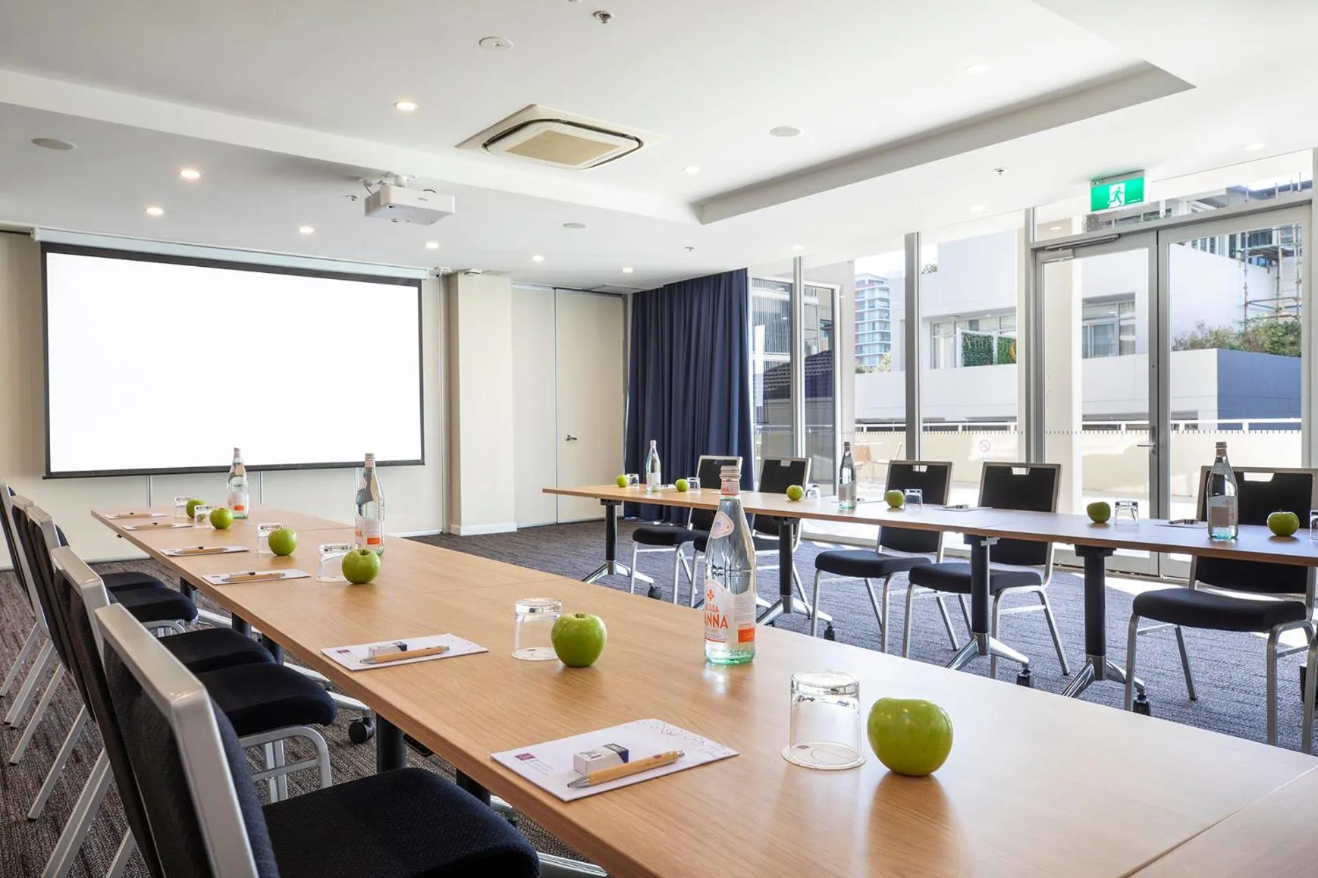 Meeting/conference room in Sage Hotel Wollongong