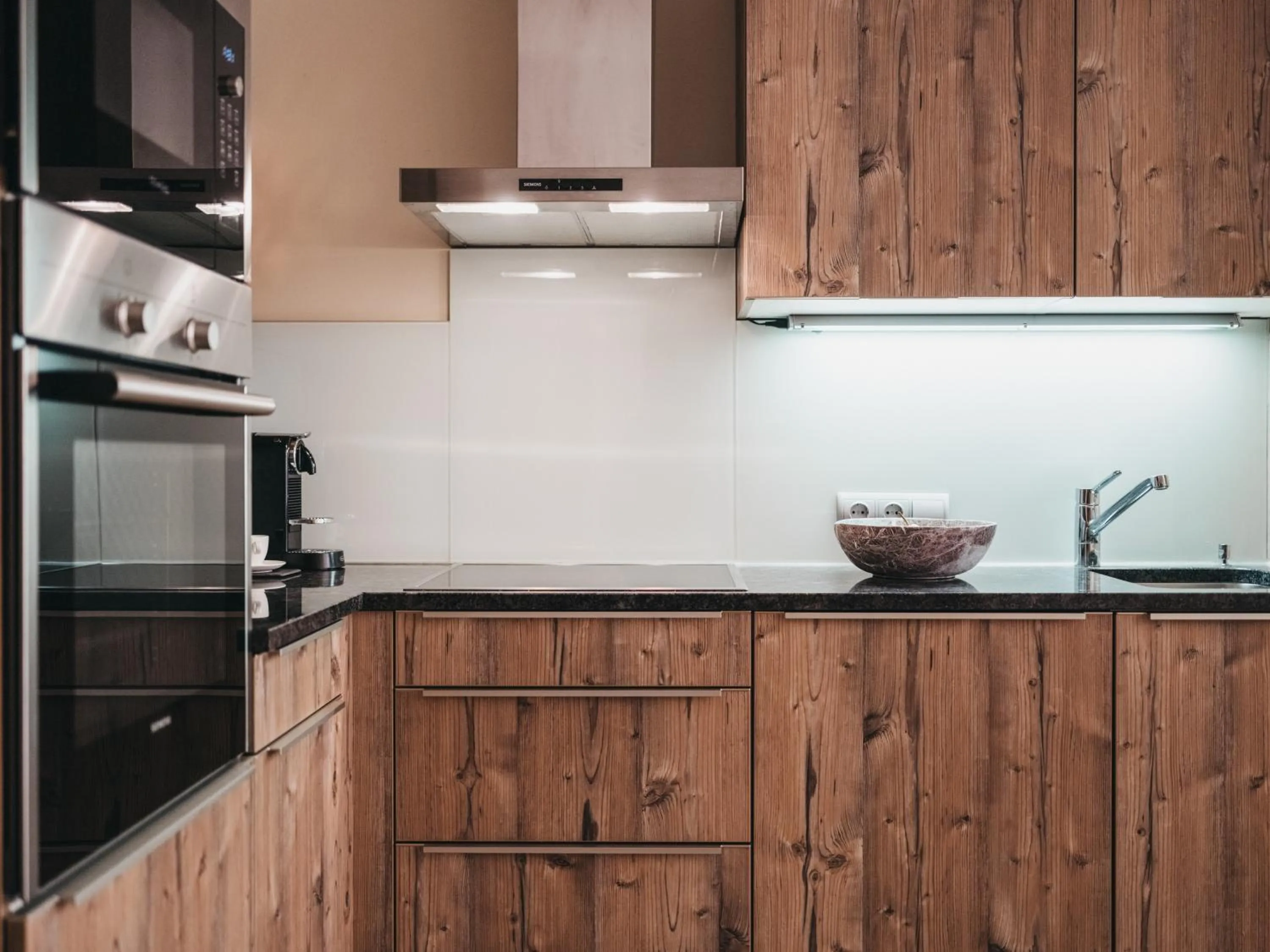 Kitchen or kitchenette in VAYA Terrazena Serfaus