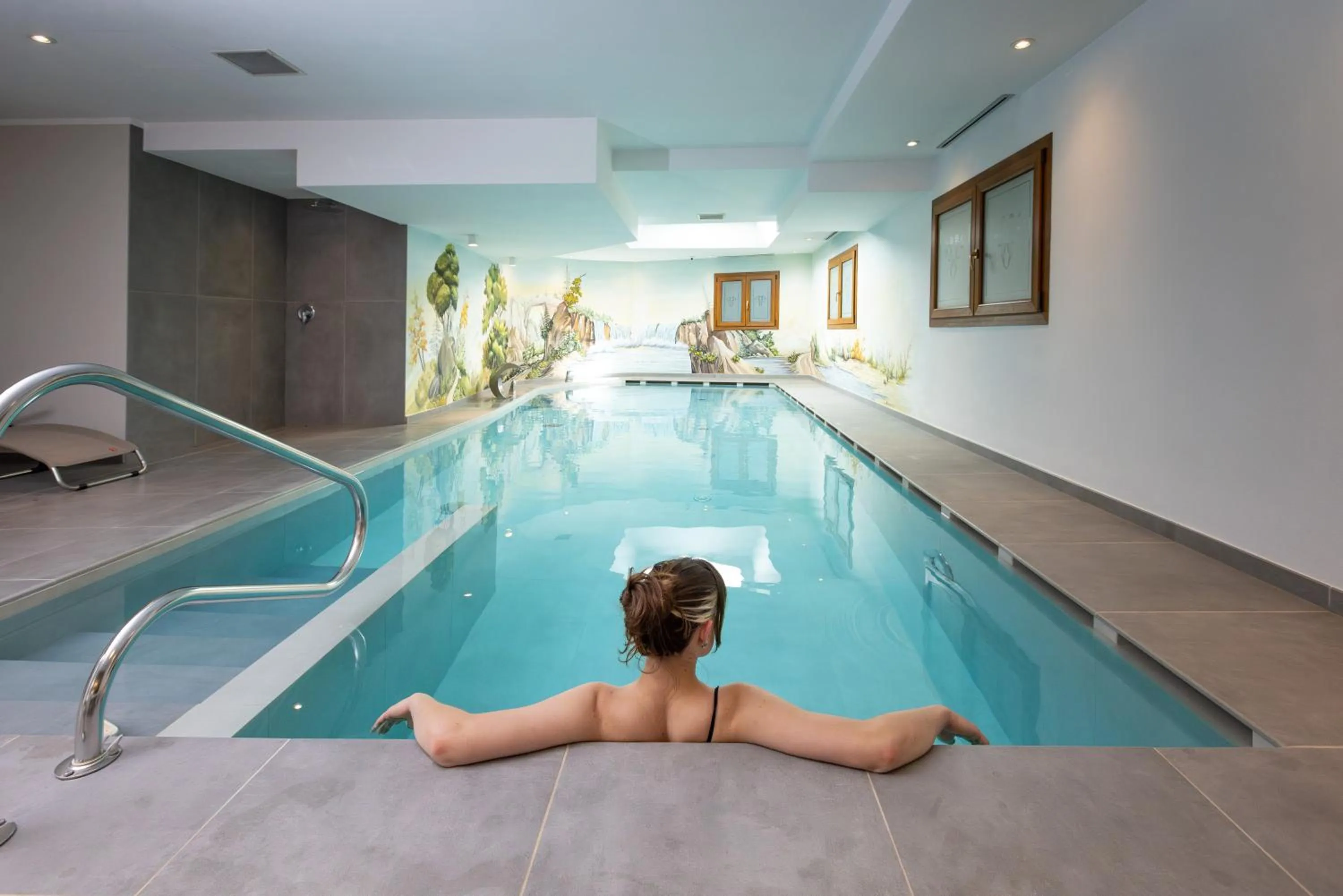 Pool view in Hotel Flora