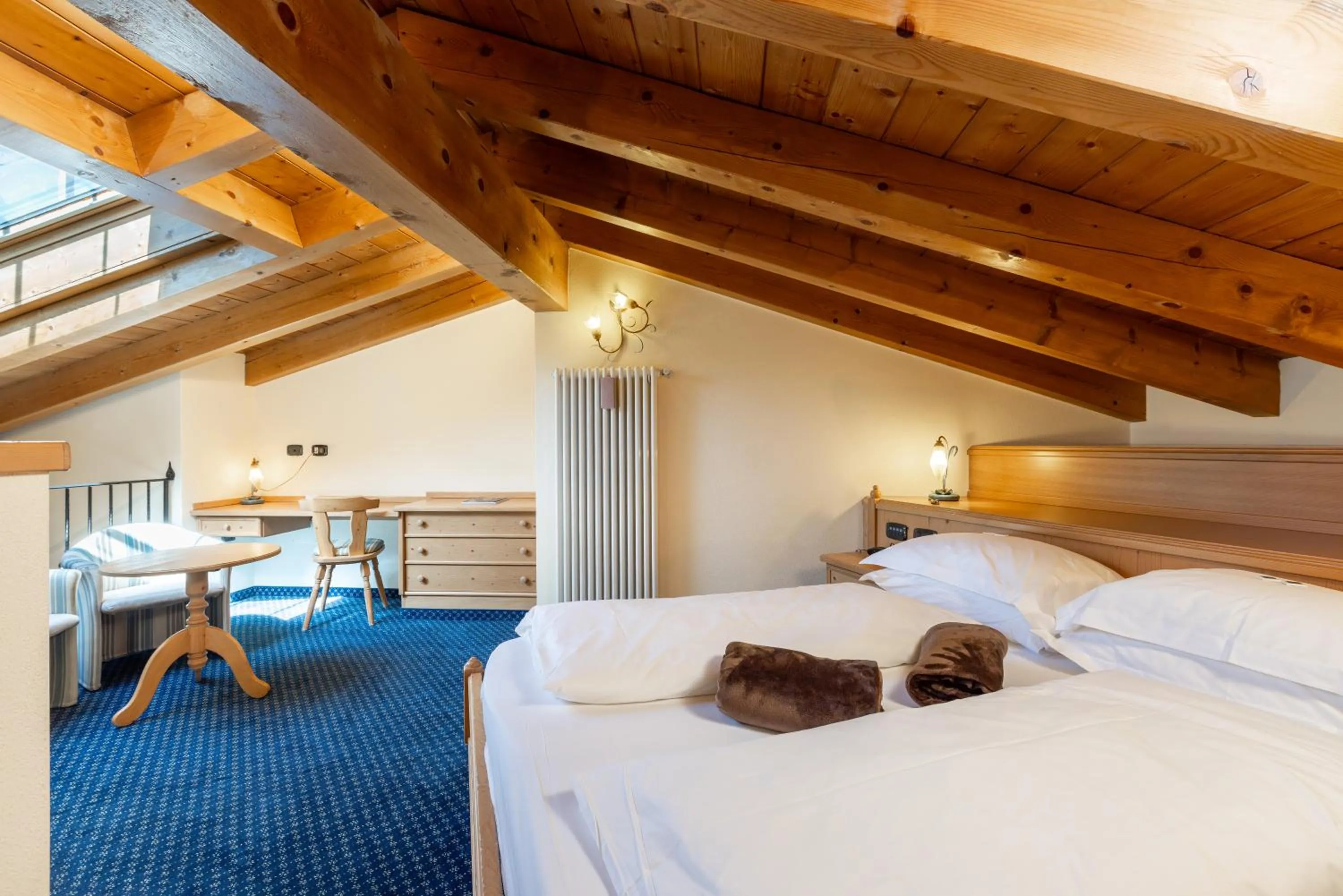 Bedroom, Bed in Hotel Flora