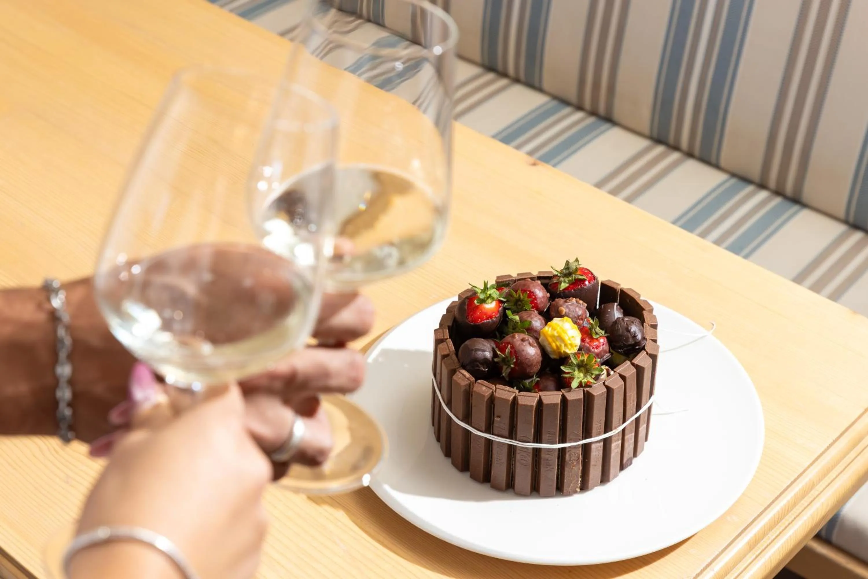 room service in Hotel Flora