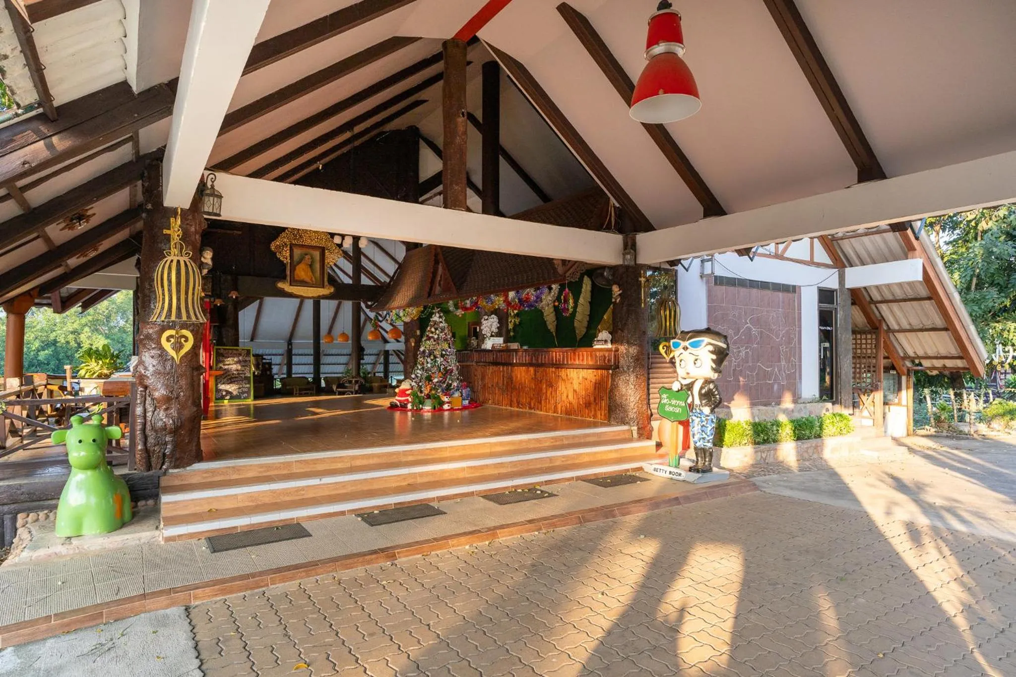 Property building in Pung-Waan Resort