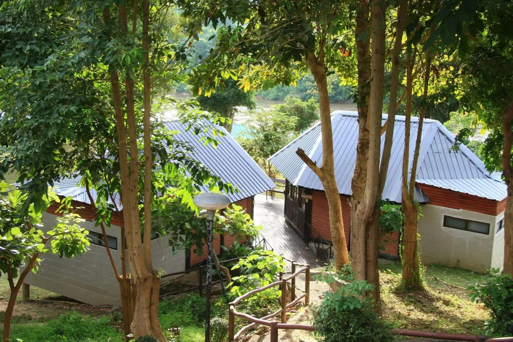 Property building in Pung-Waan Resort