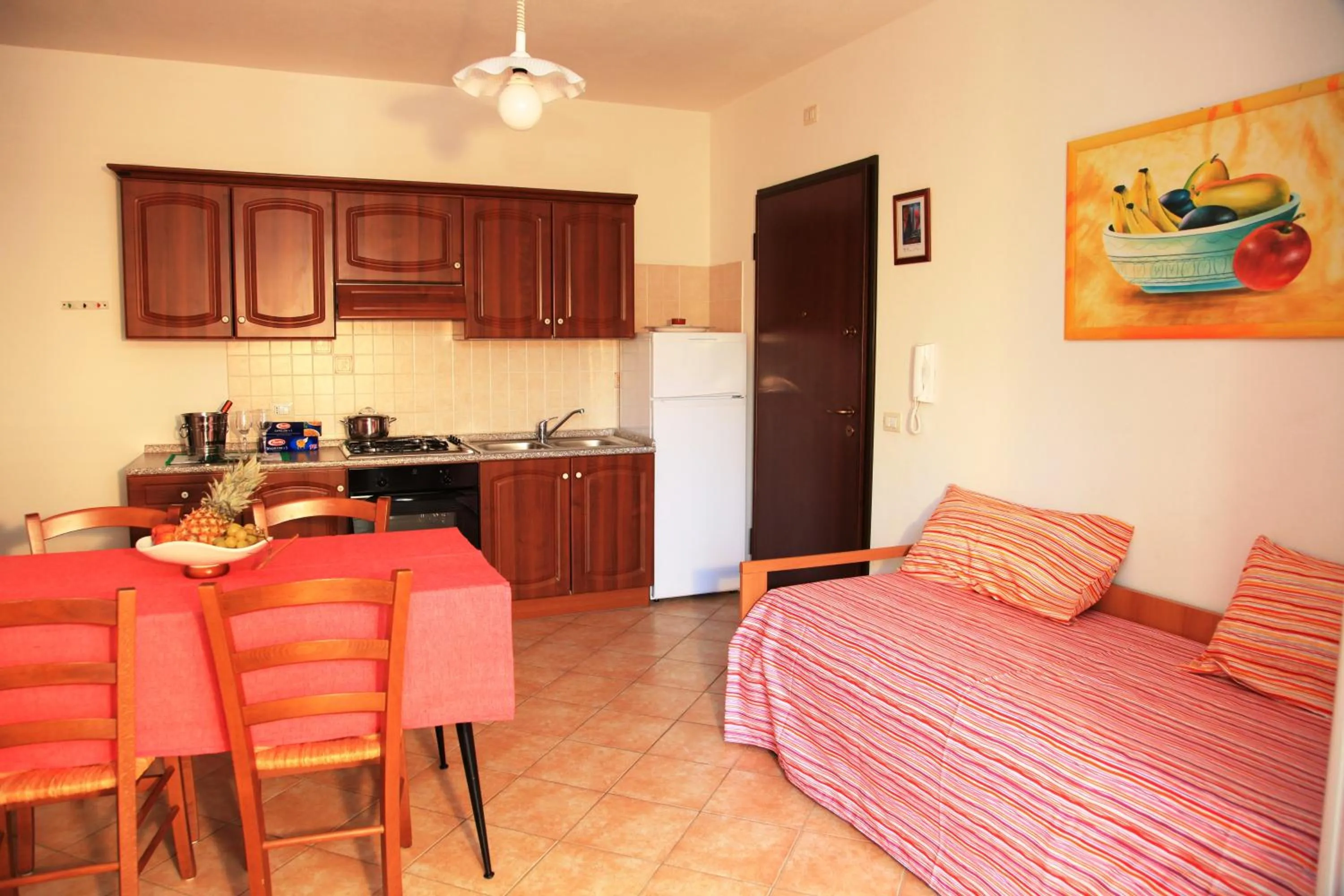 Kitchen or kitchenette in Casa Vacanze Cau