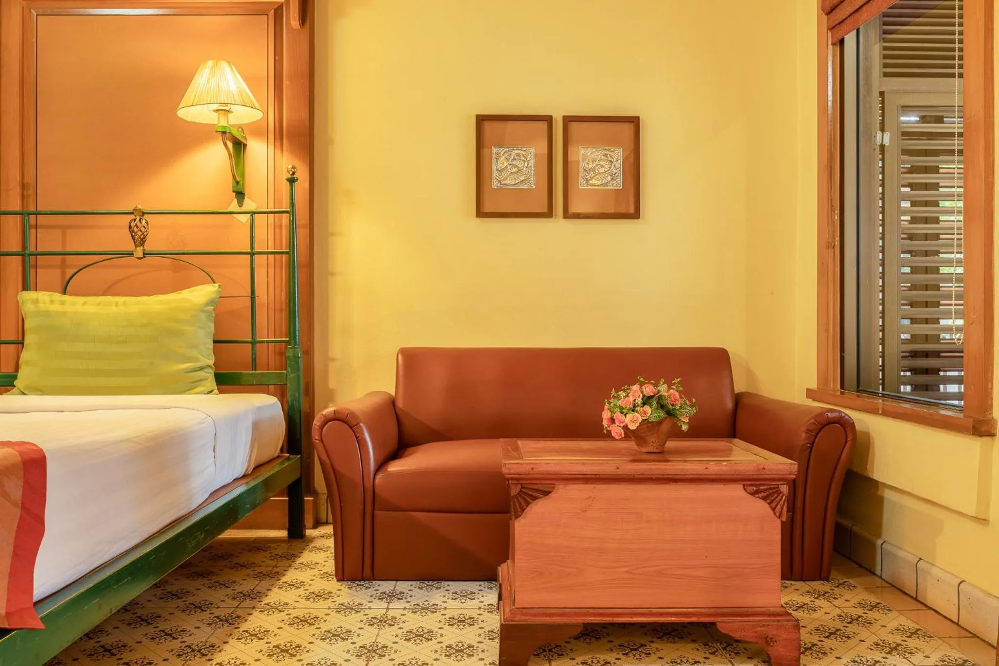 Seating area, Bed in Pung-Waan Resort & Spa