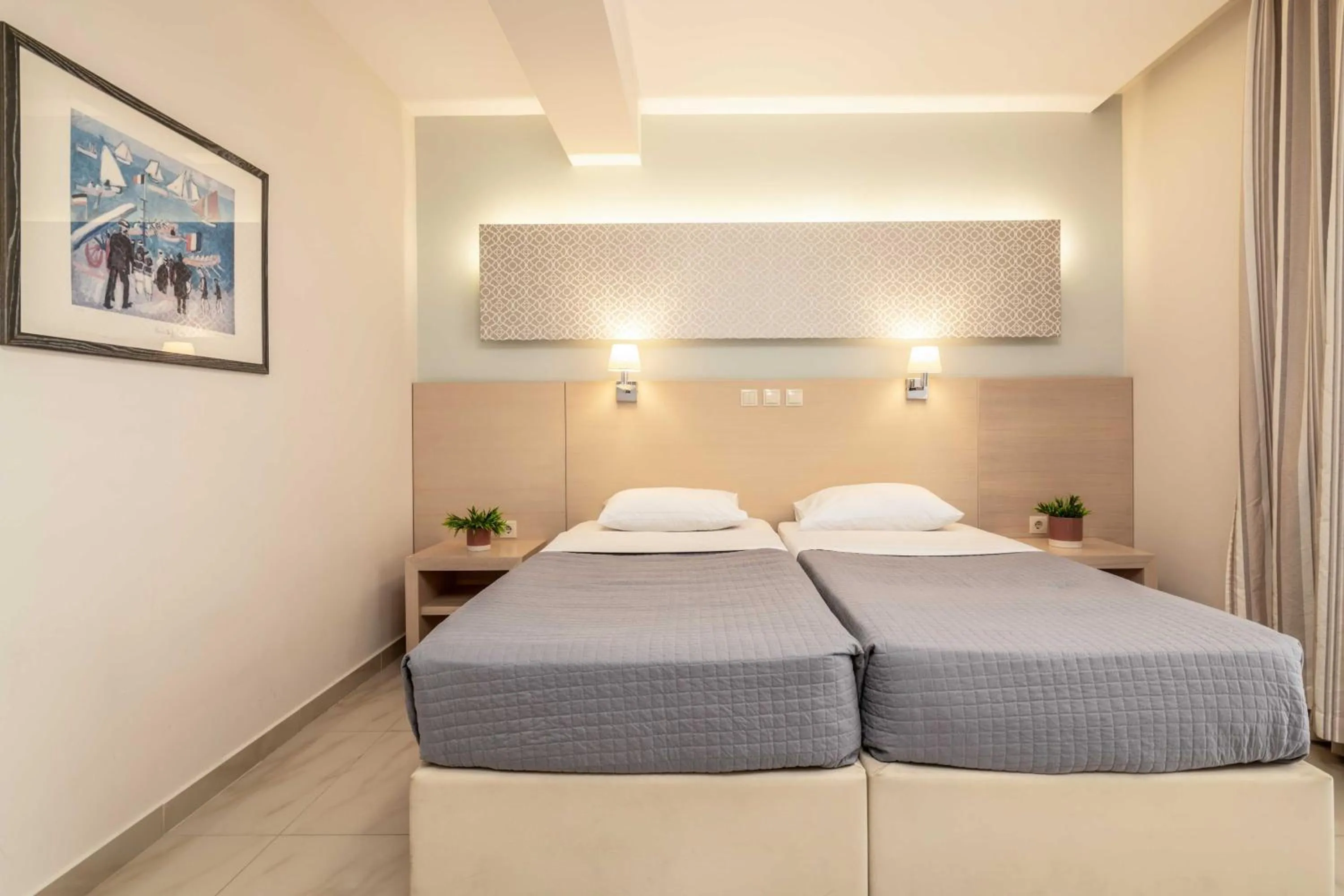 Bedroom, Bed in Karras Hotel