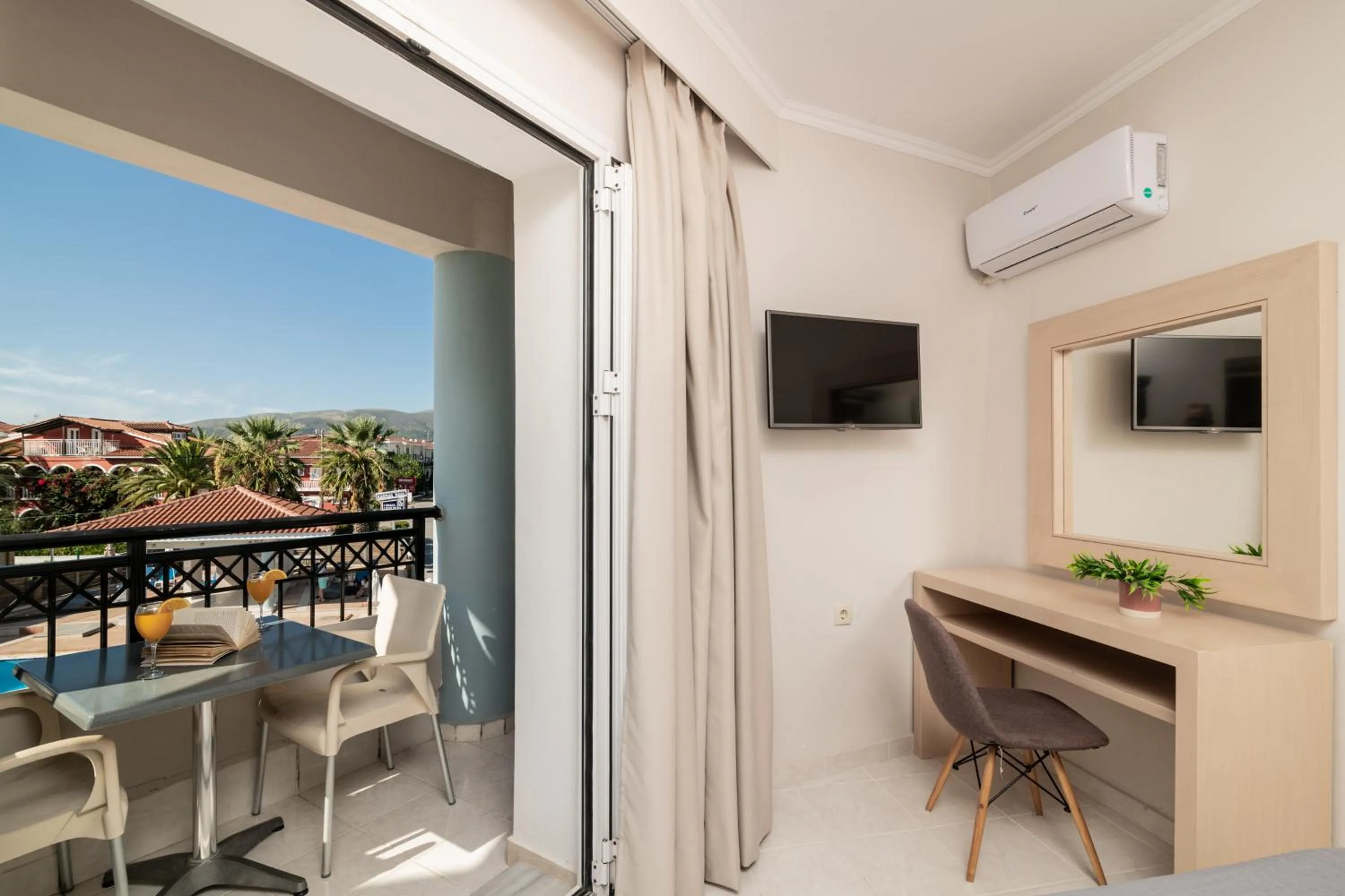 Balcony/Terrace in Karras Hotel