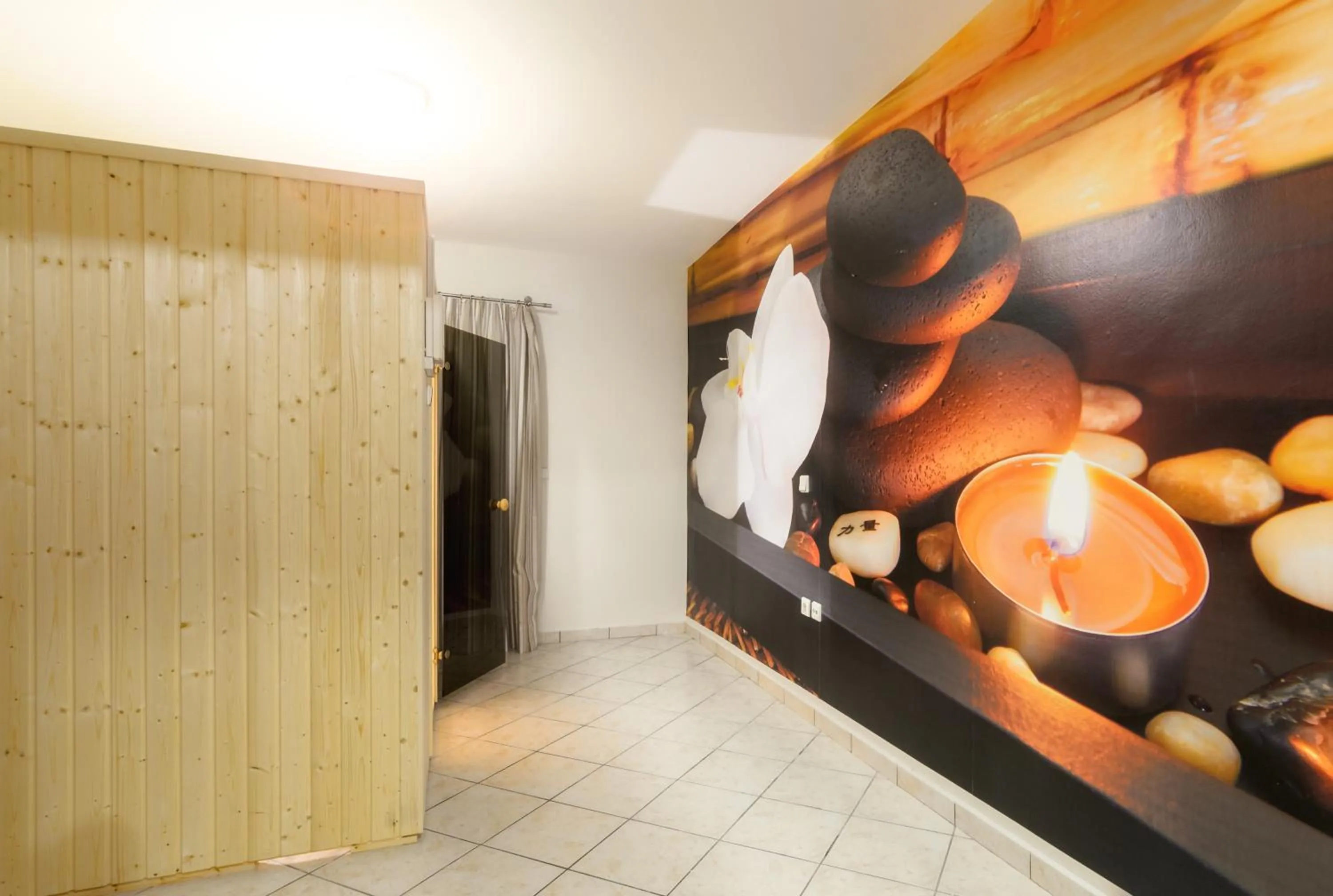 Sauna in Karras Hotel