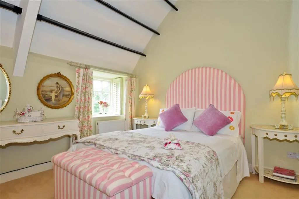 Bed in Weir Haven Boutique Accommodation