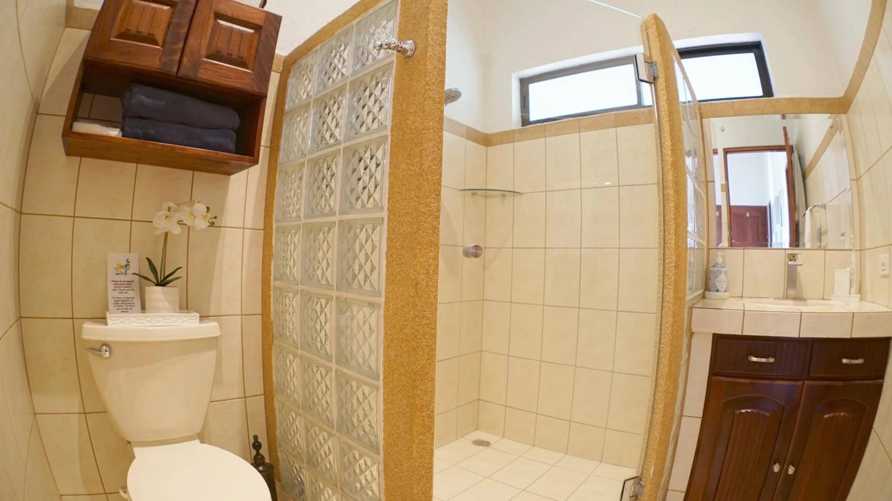 Bathroom in Villas Welcome to Heaven