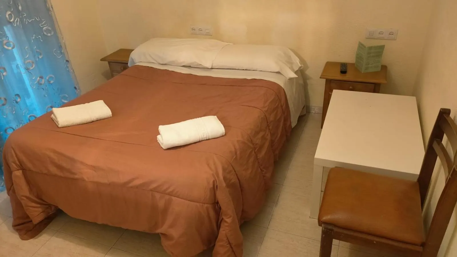 Bedroom, Bed in AB Pension Granada