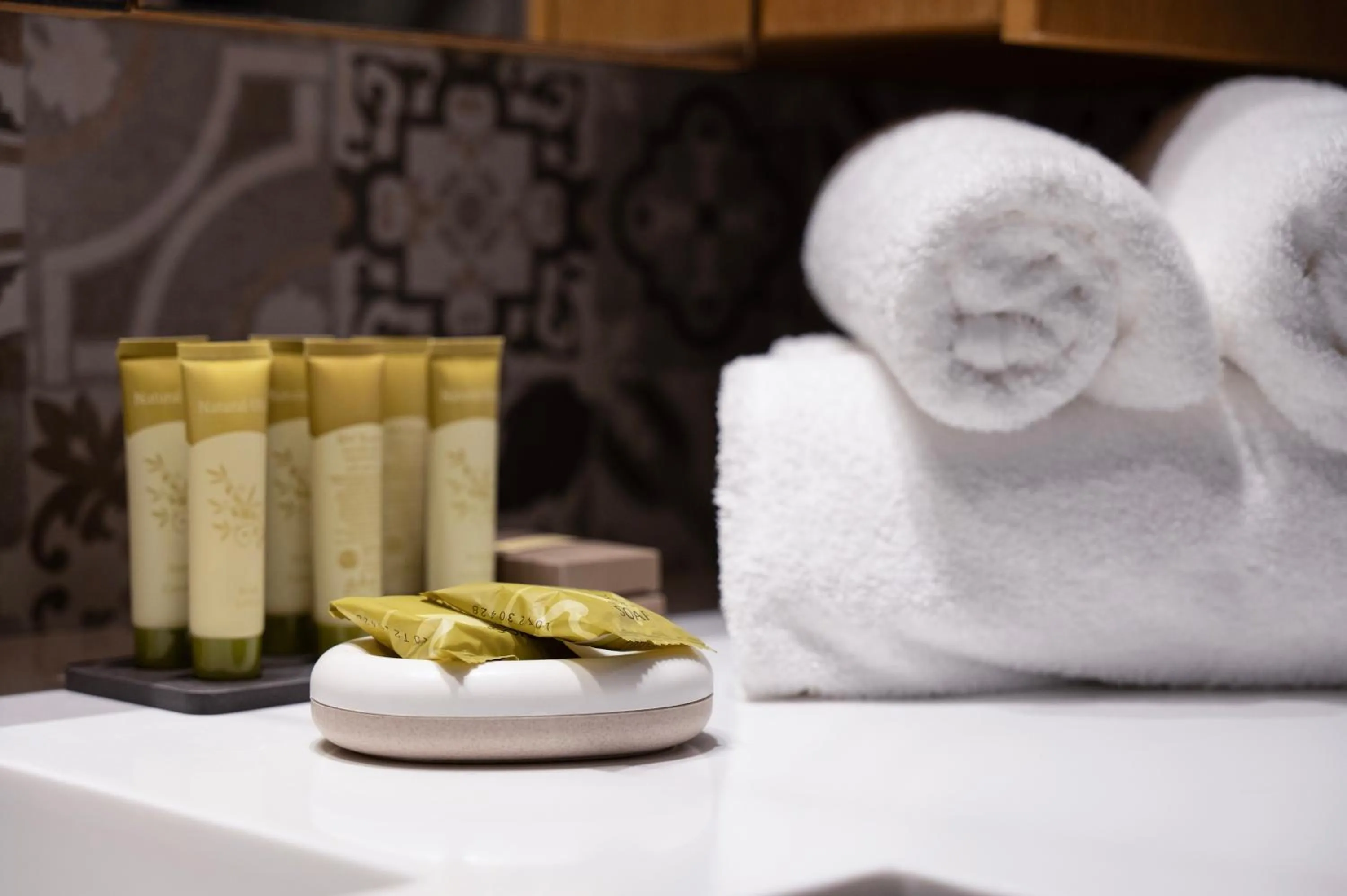 Blue Lagoon City Hotel