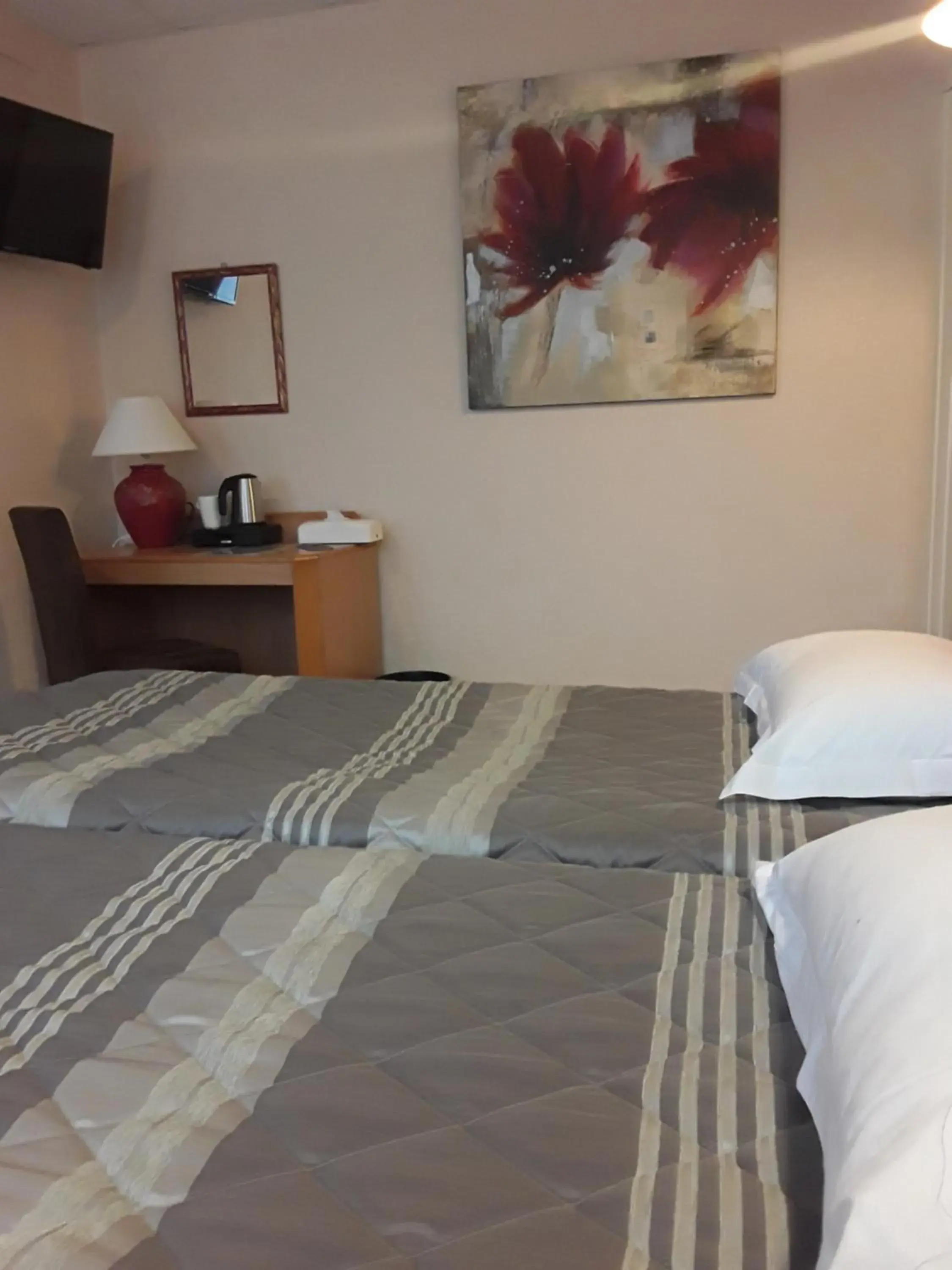 Twin Room in Les Ondines Twin Room in Les Ondines