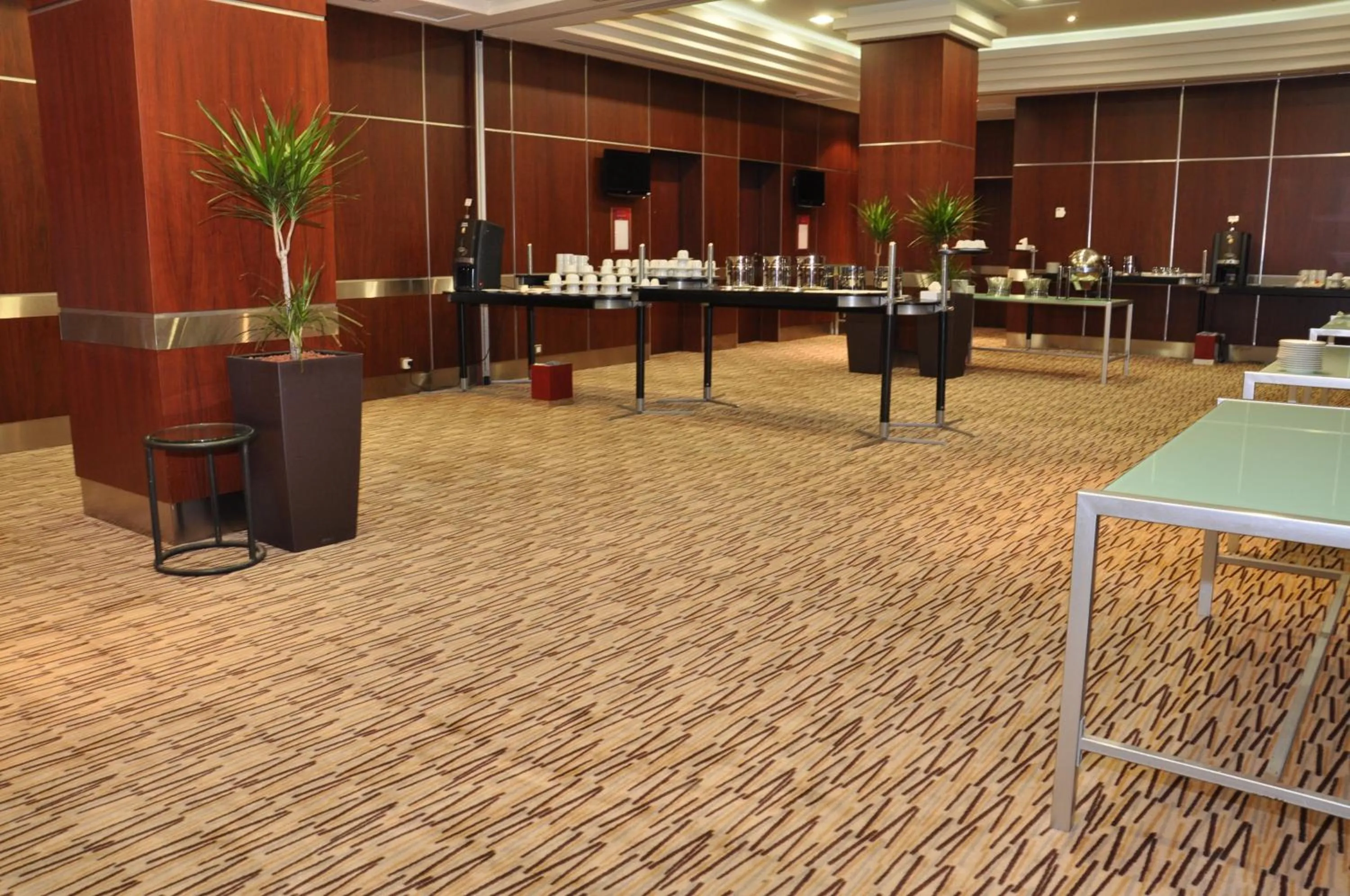 Meeting/conference room in Crowne Plaza Al Khobar by IHG