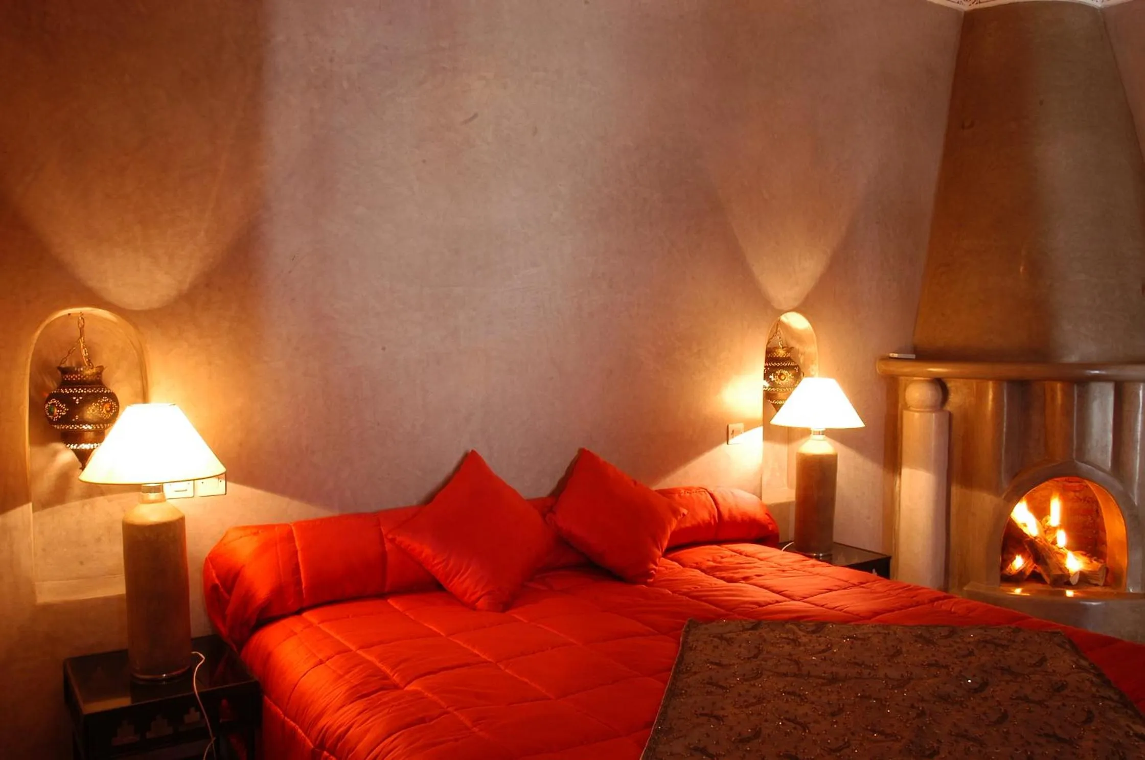 Bed in Riad Shama Suites & Spa