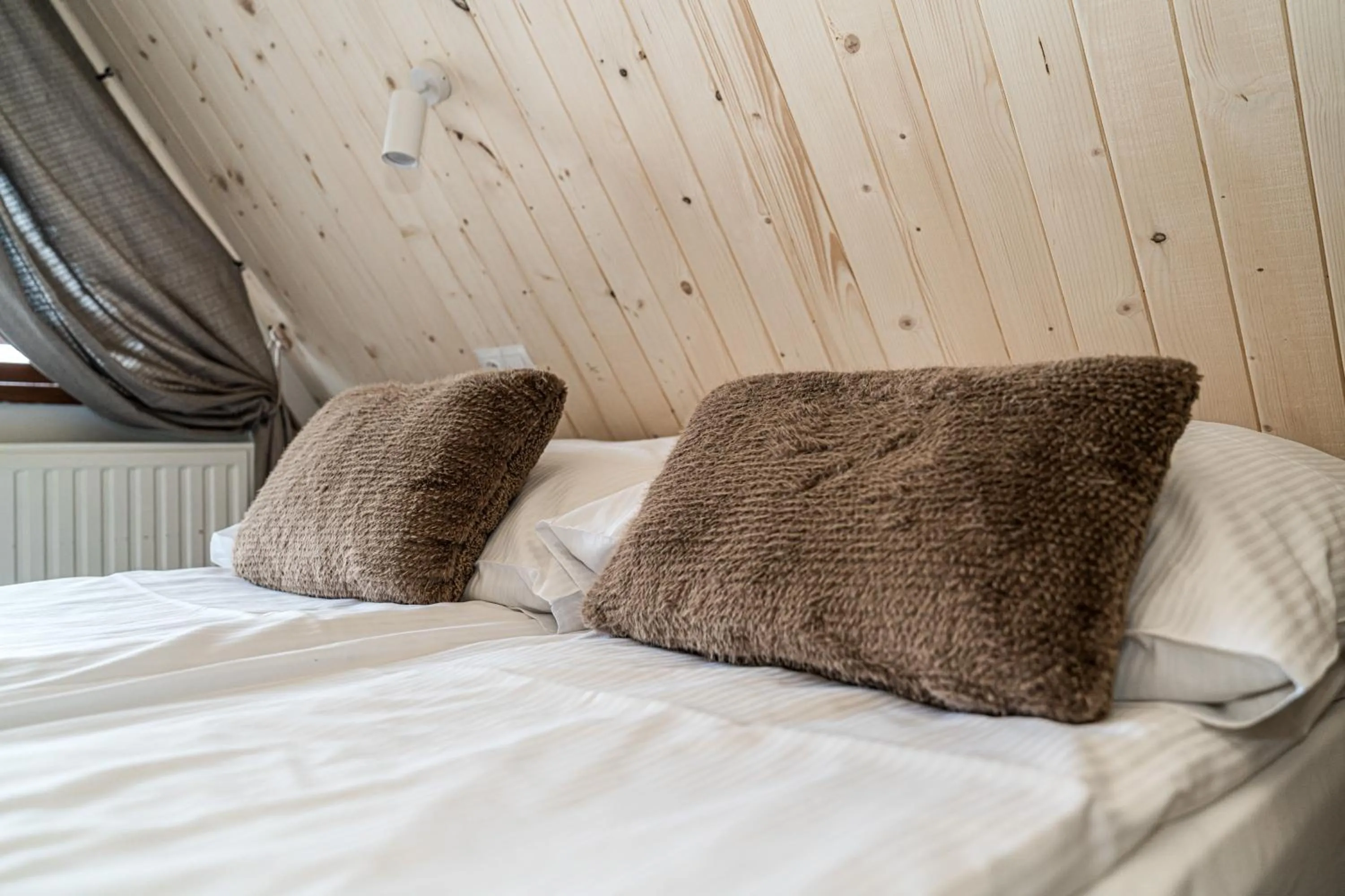 Bed in Willa Baciarka-basen, sauny i jacuzzi