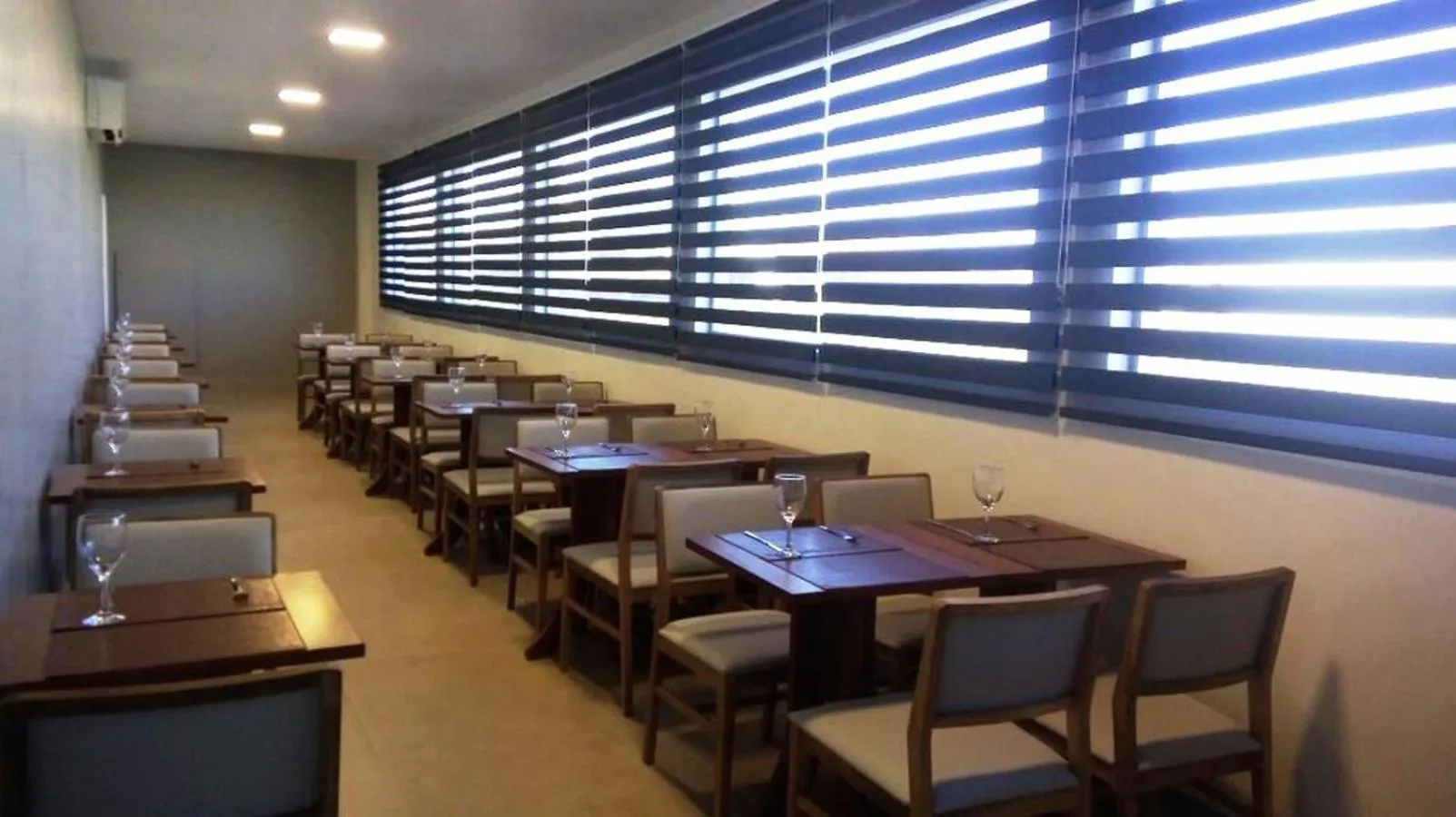 Restaurant/places to eat in Real Praia Hotel