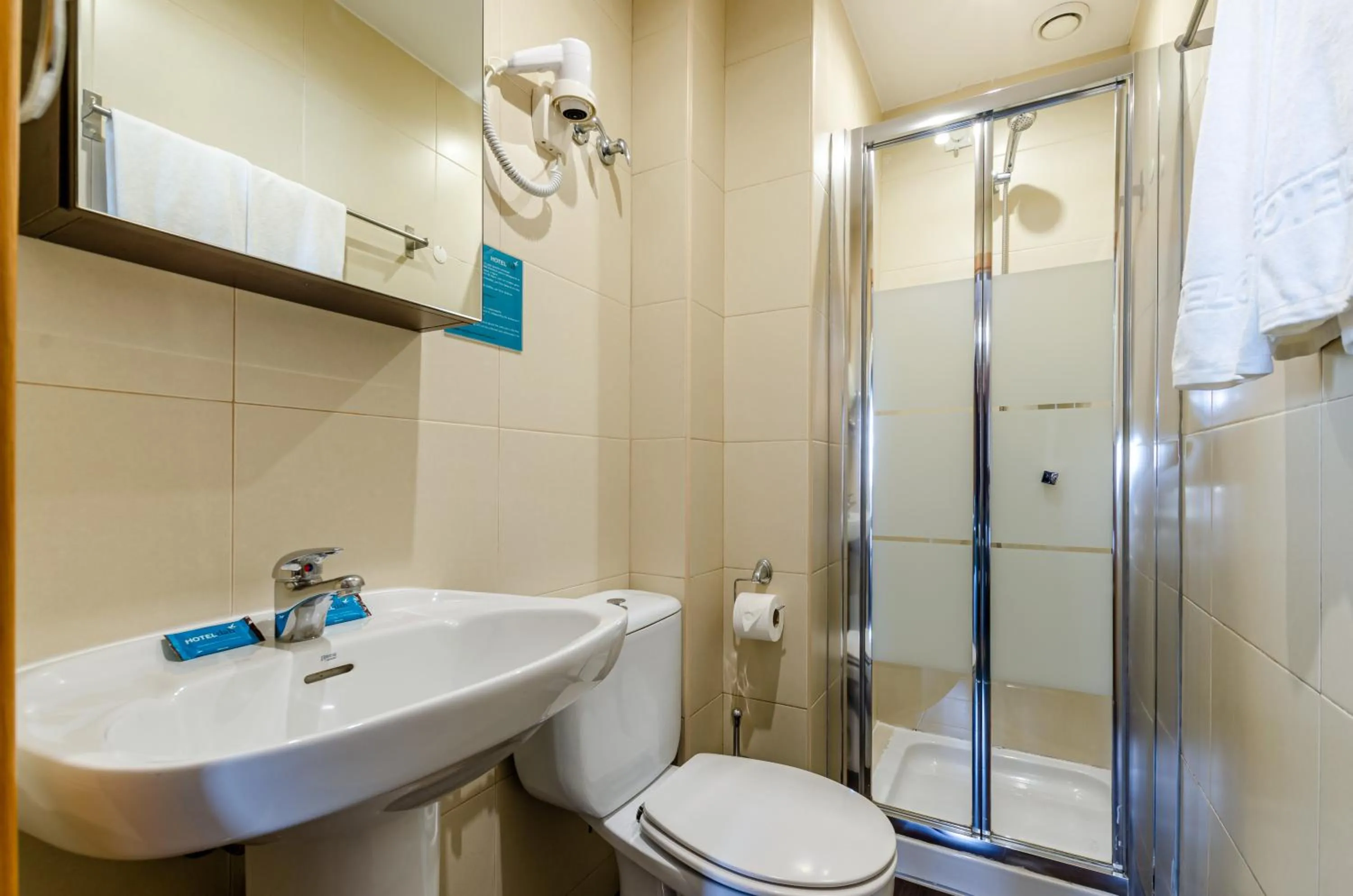 Bathroom in Hotel DAH - Dom Afonso Henriques