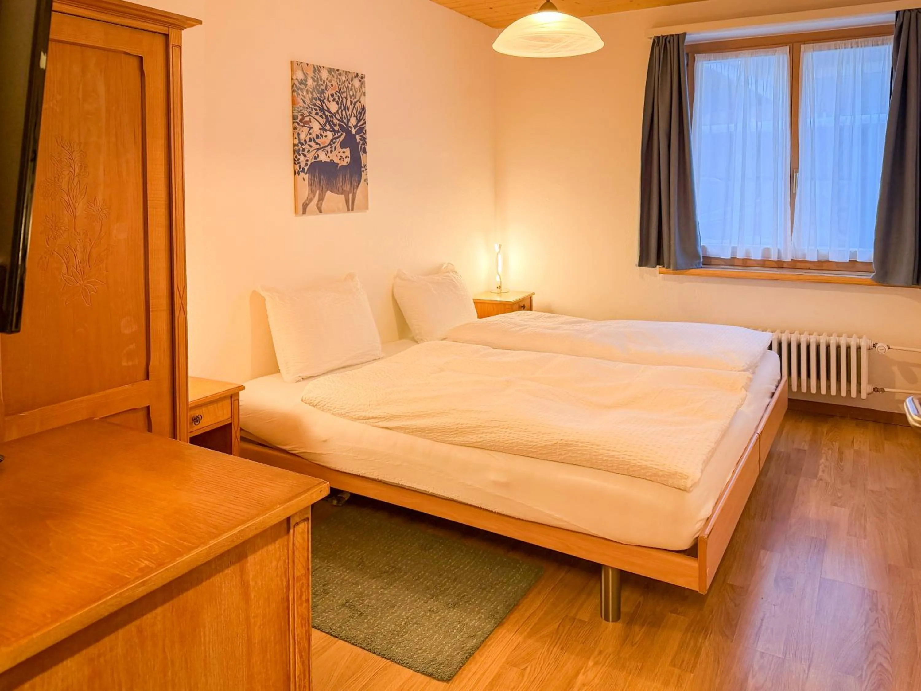 Bedroom, Bed in Hotel Parnass