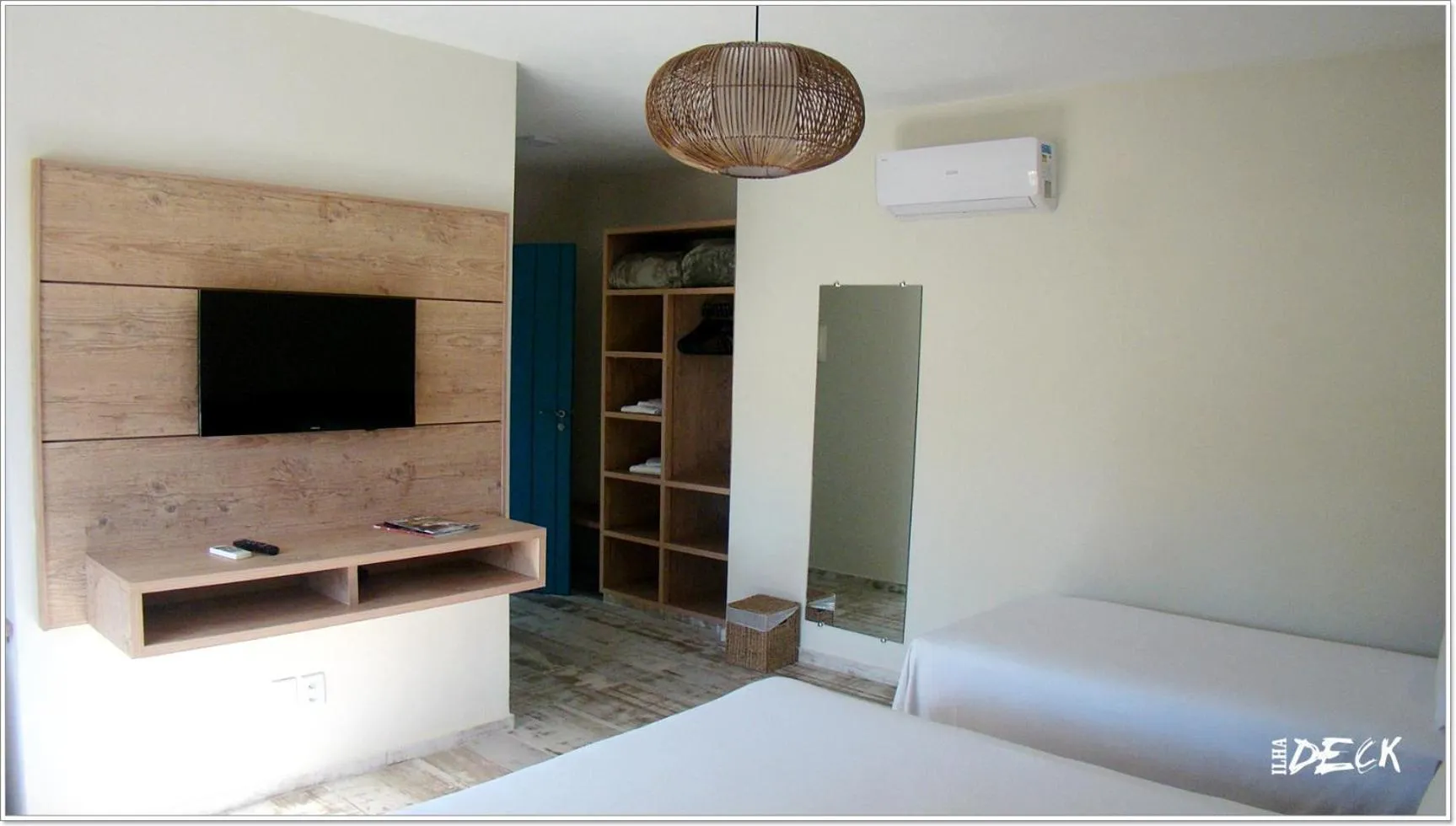 Bedroom in Ilha Deck Hotel