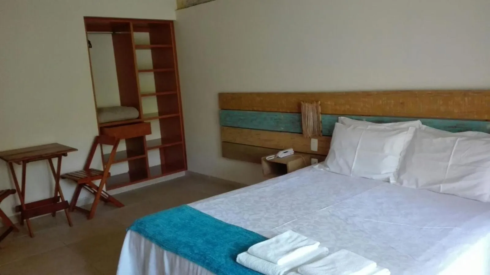 Bed in Ilha Deck Hotel