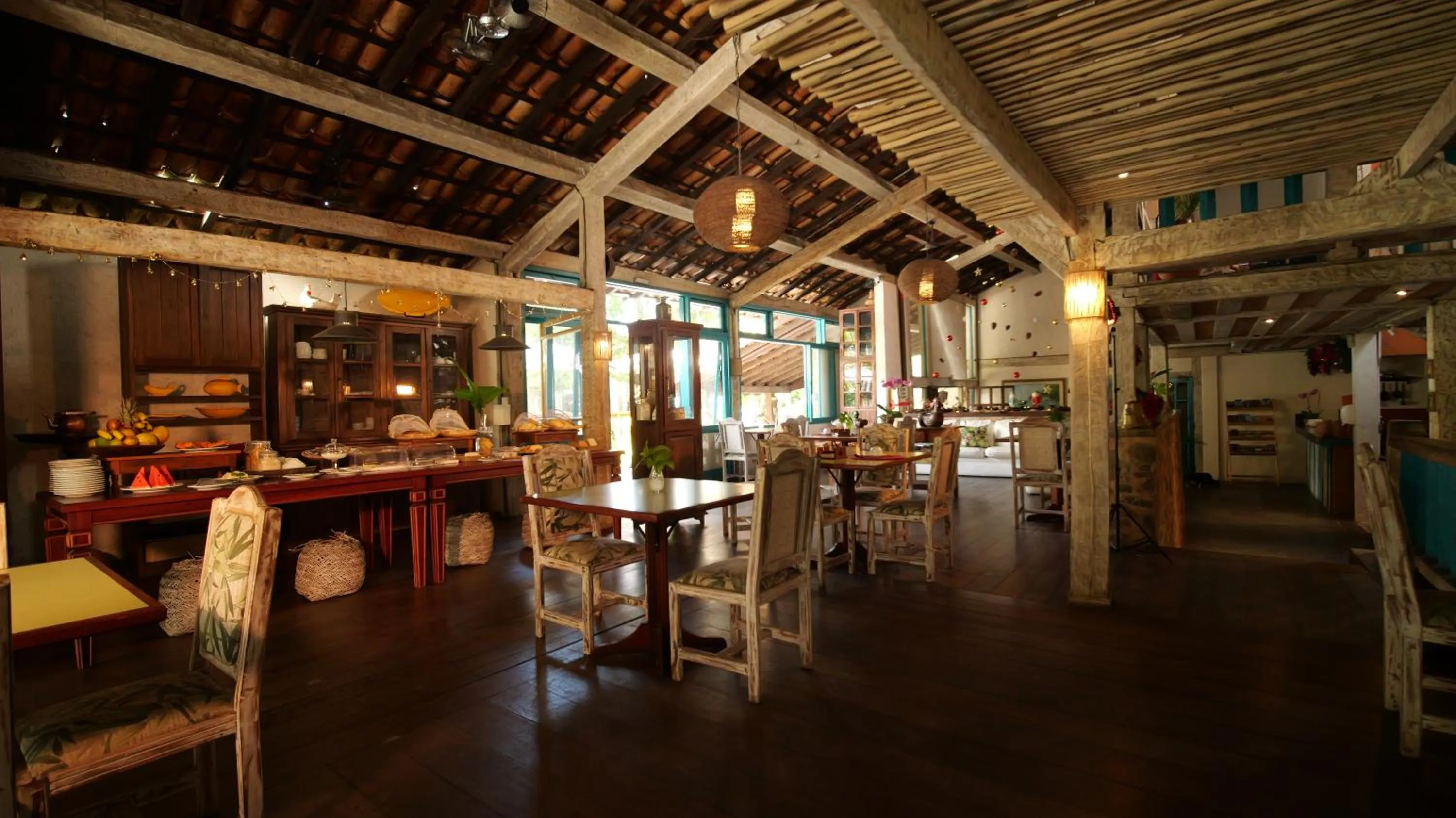 Breakfast in Ilha Deck Hotel