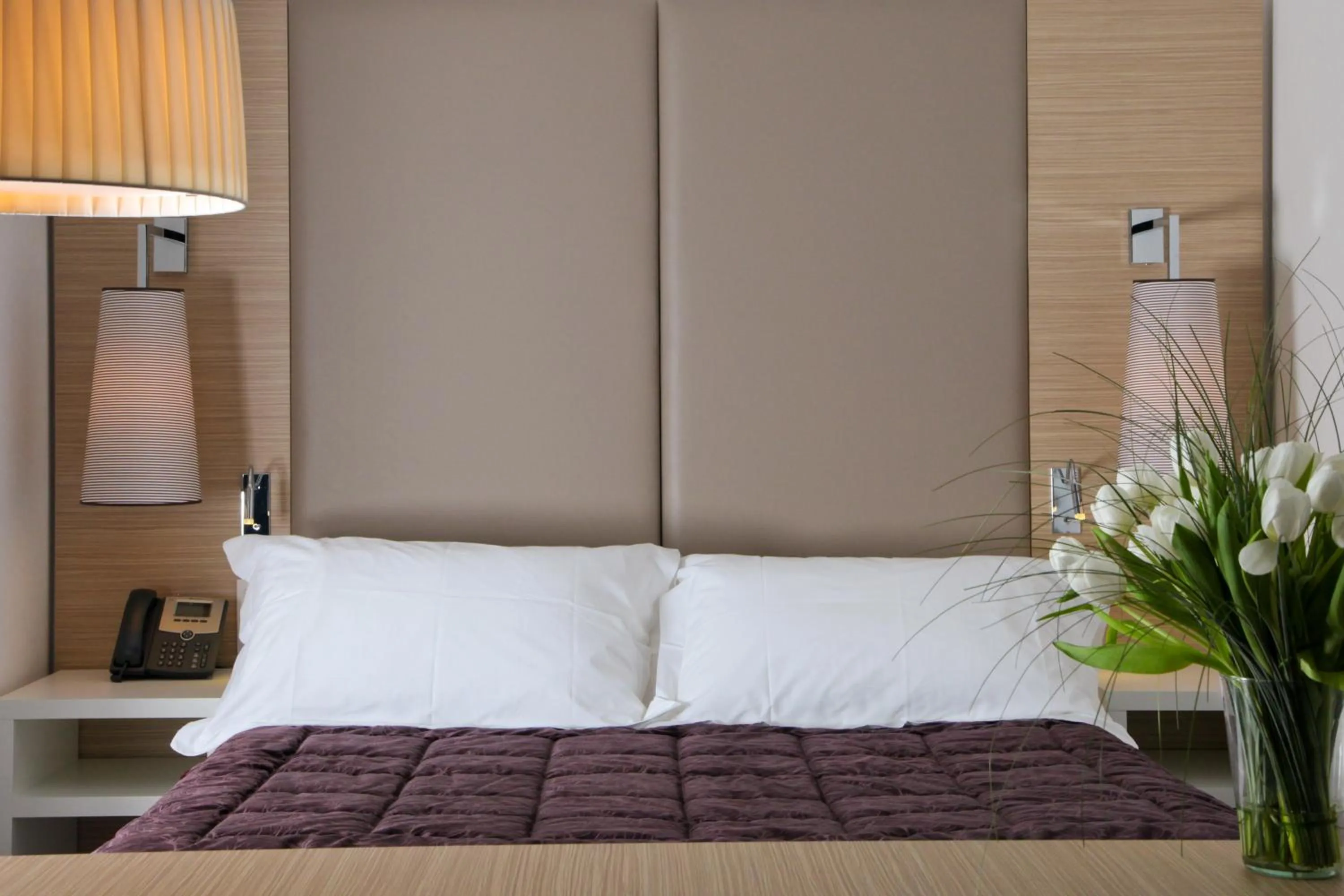 Bed in Spa Marin Du Val Andre Thalasso Resort