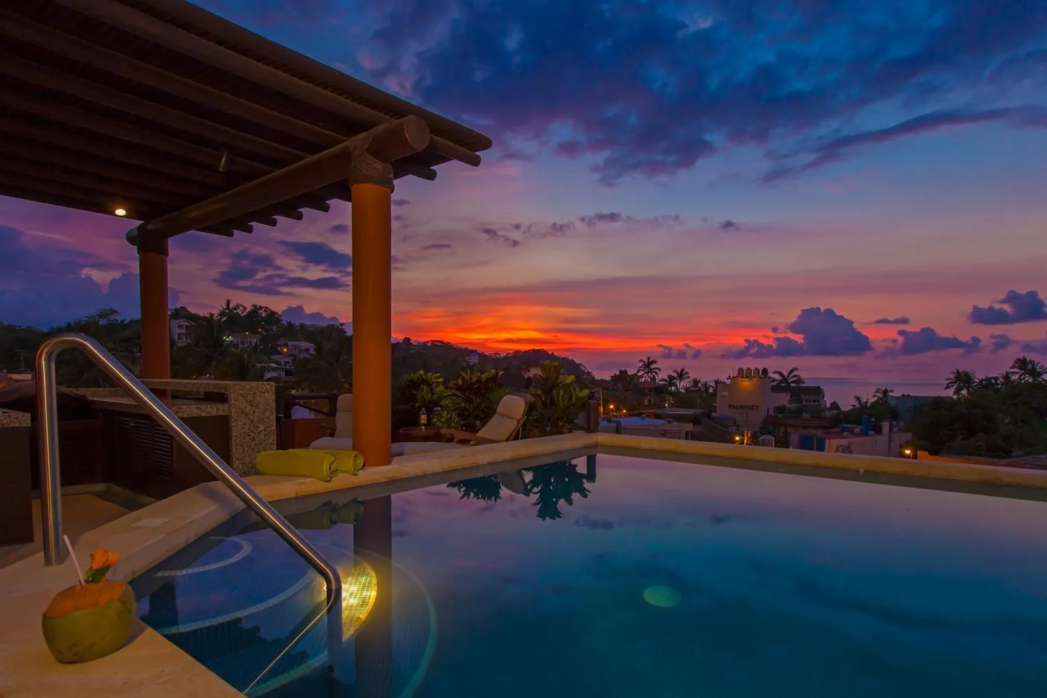 Swimming pool in Beach Break Suites Sayulita