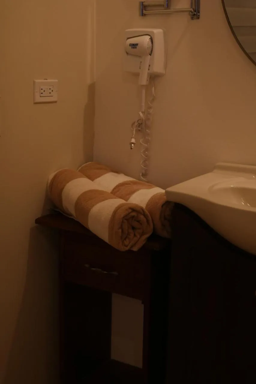 Bathroom in Casa Bugambilias