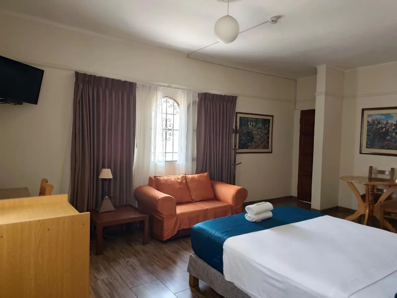 Bedroom, Bed in Hotel San Isidro Inn